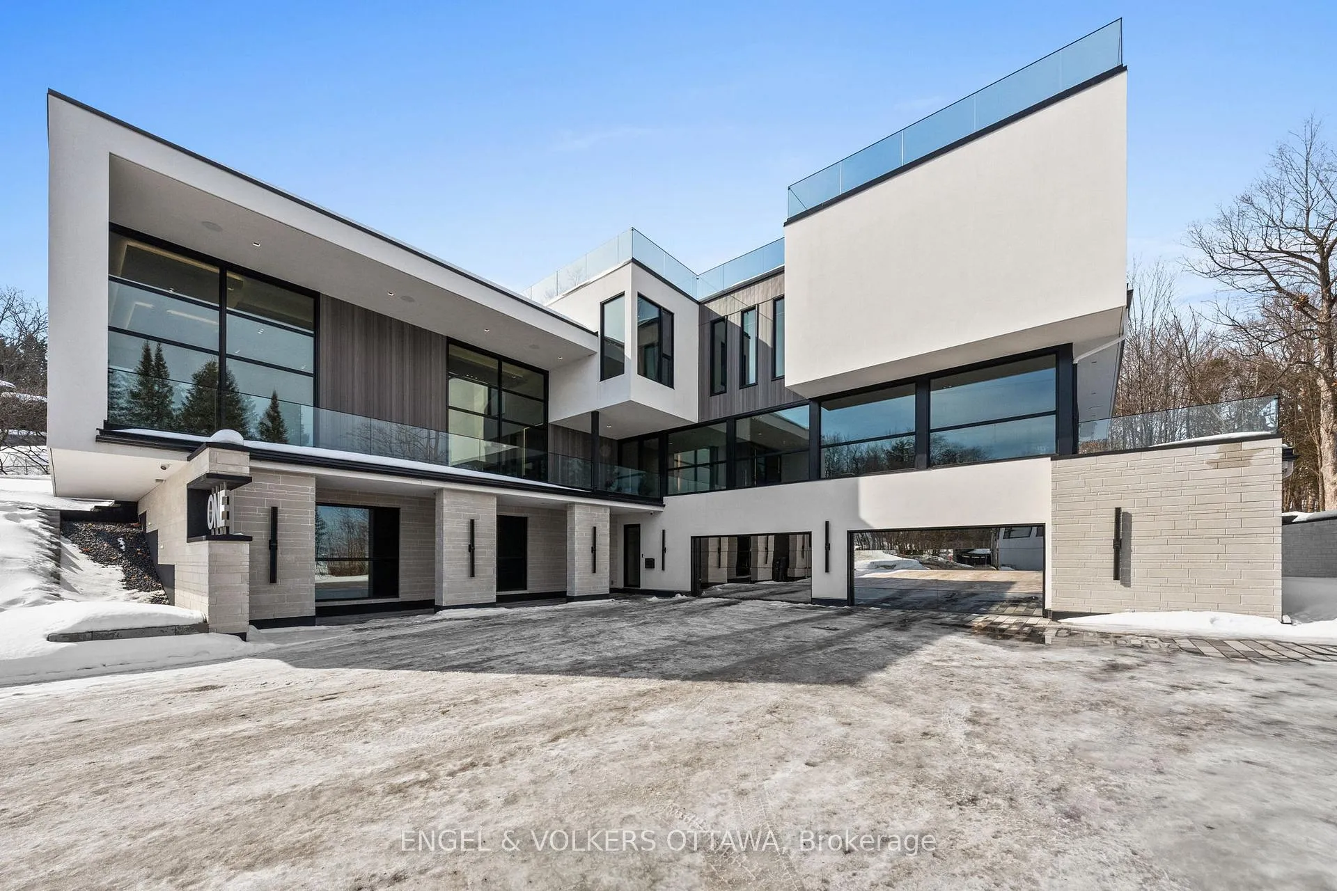 Photo 53 of 1 Delong Drive, Ottawa, Rothwell Heights — HOMEH