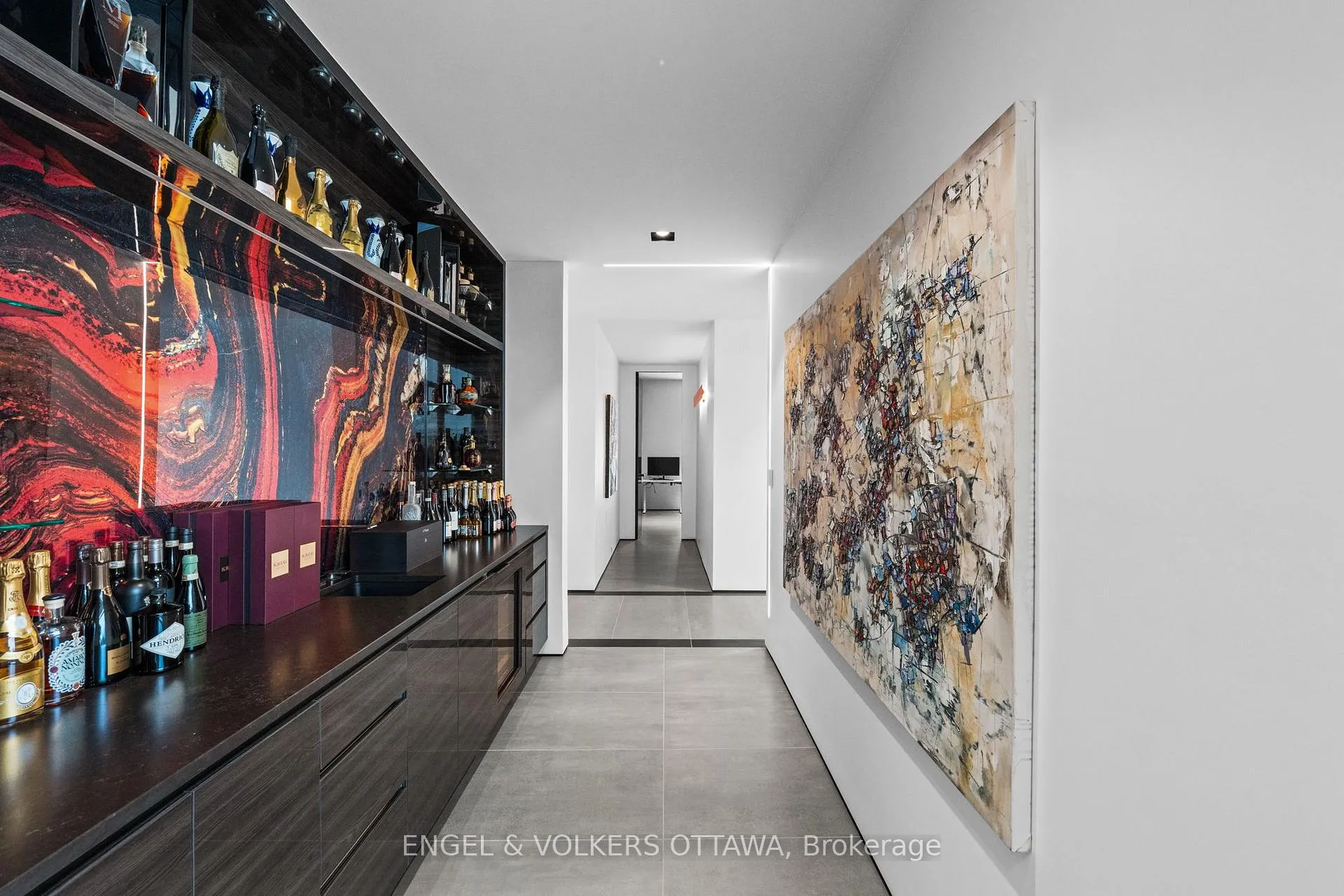 Photo 12 of 1 Delong Drive, Ottawa, Rothwell Heights — HOMEH