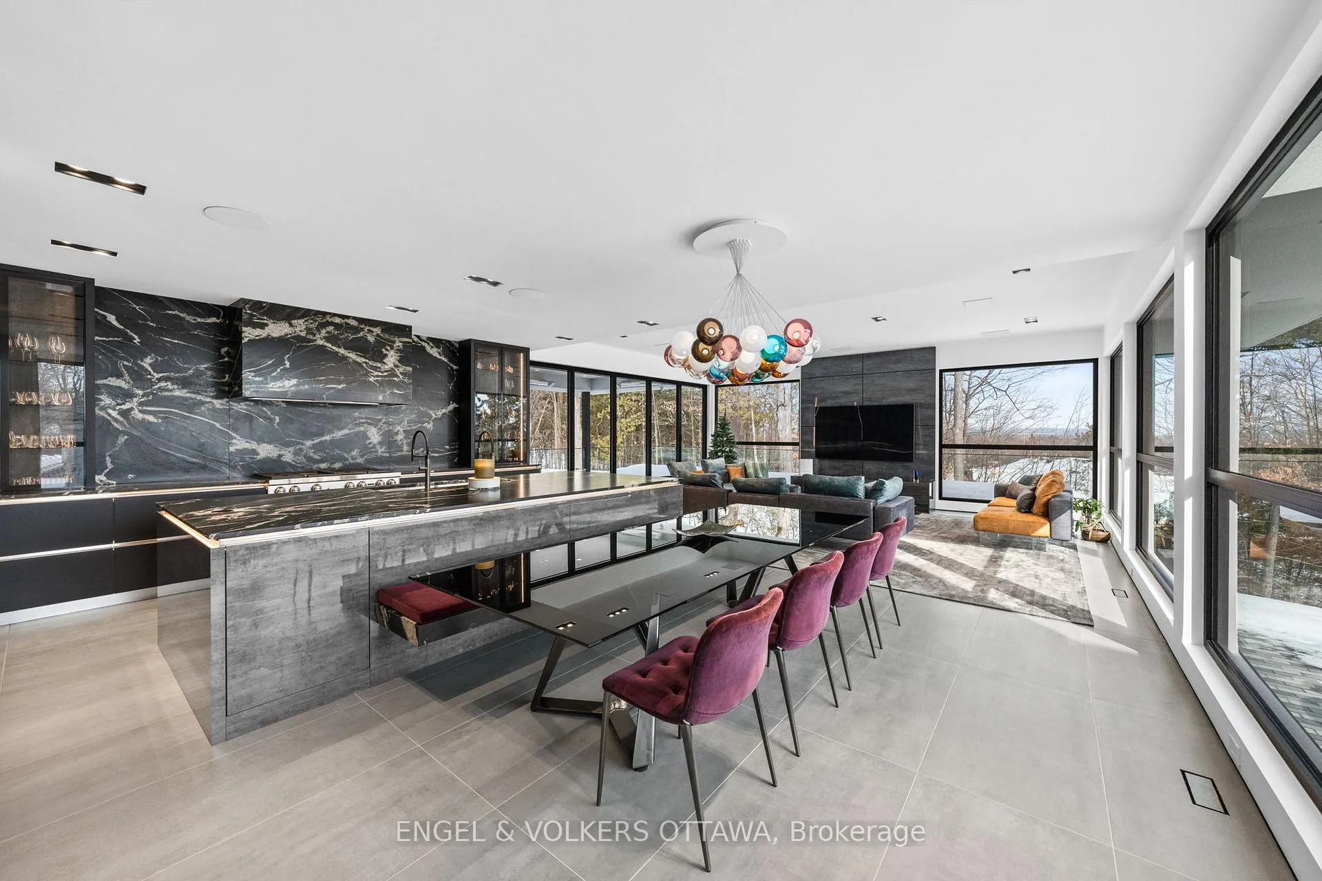 Photo 20 of 1 Delong Drive, Ottawa, Rothwell Heights — HOMEH