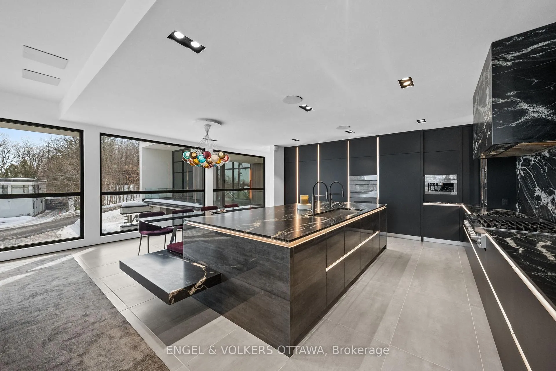 Photo 23 of 1 Delong Drive, Ottawa, Rothwell Heights — HOMEH