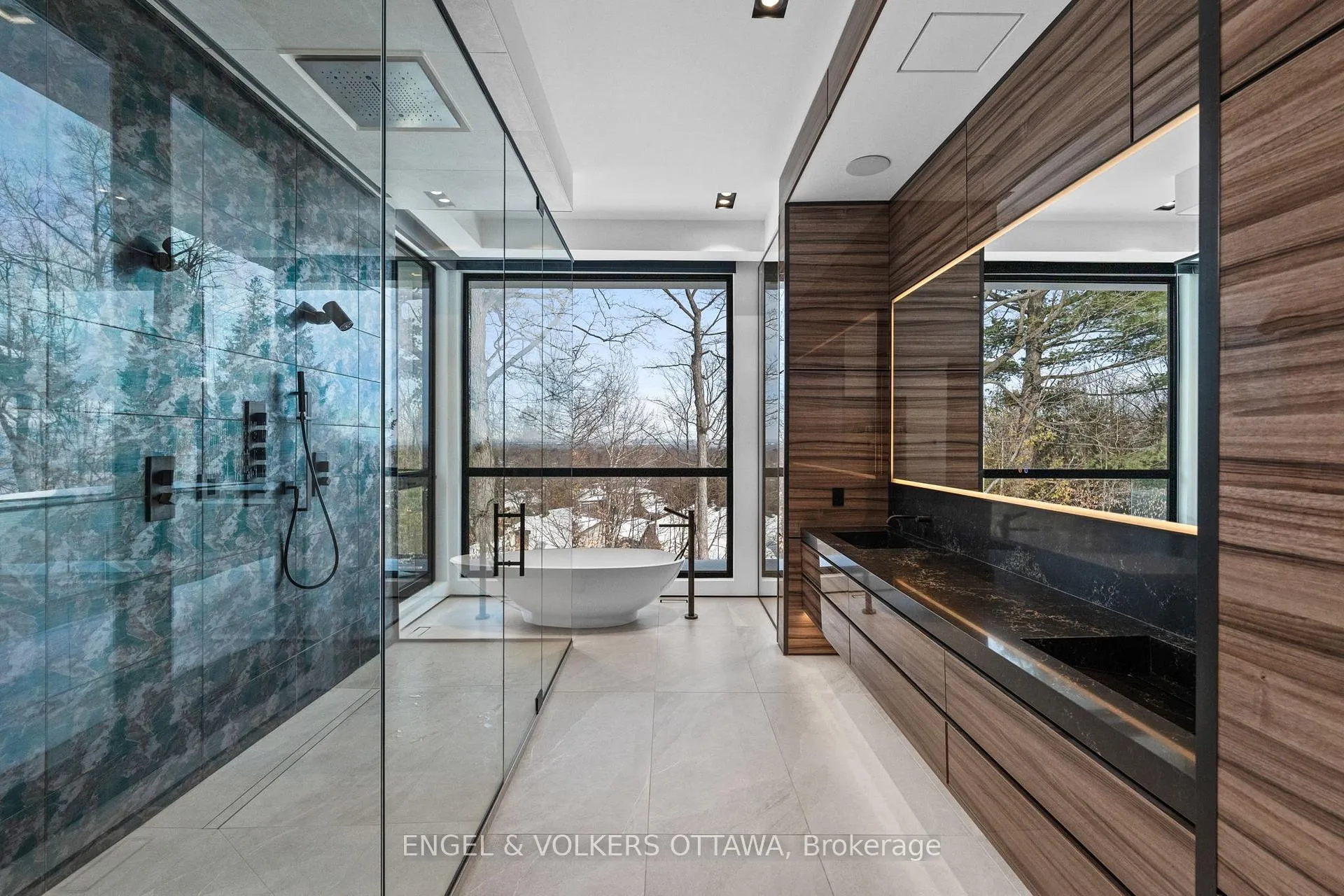 Photo 33 of 1 Delong Drive, Ottawa, Rothwell Heights — HOMEH
