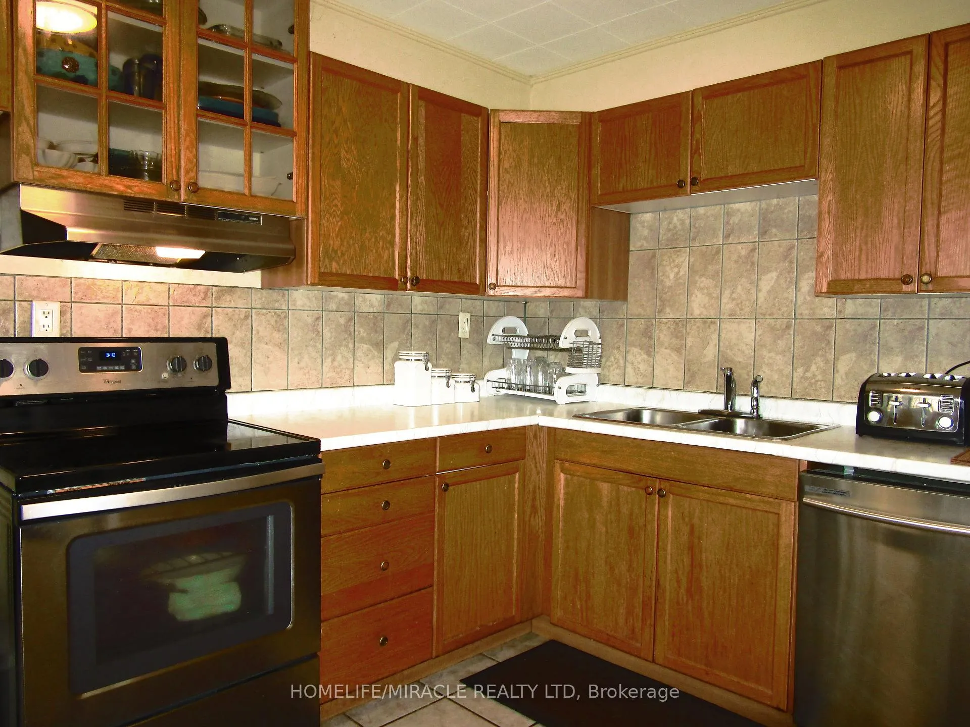 Photo 4 of 52 Birchmount Road, Scarborough, Birchcliffe-Cliffside — HOMEH