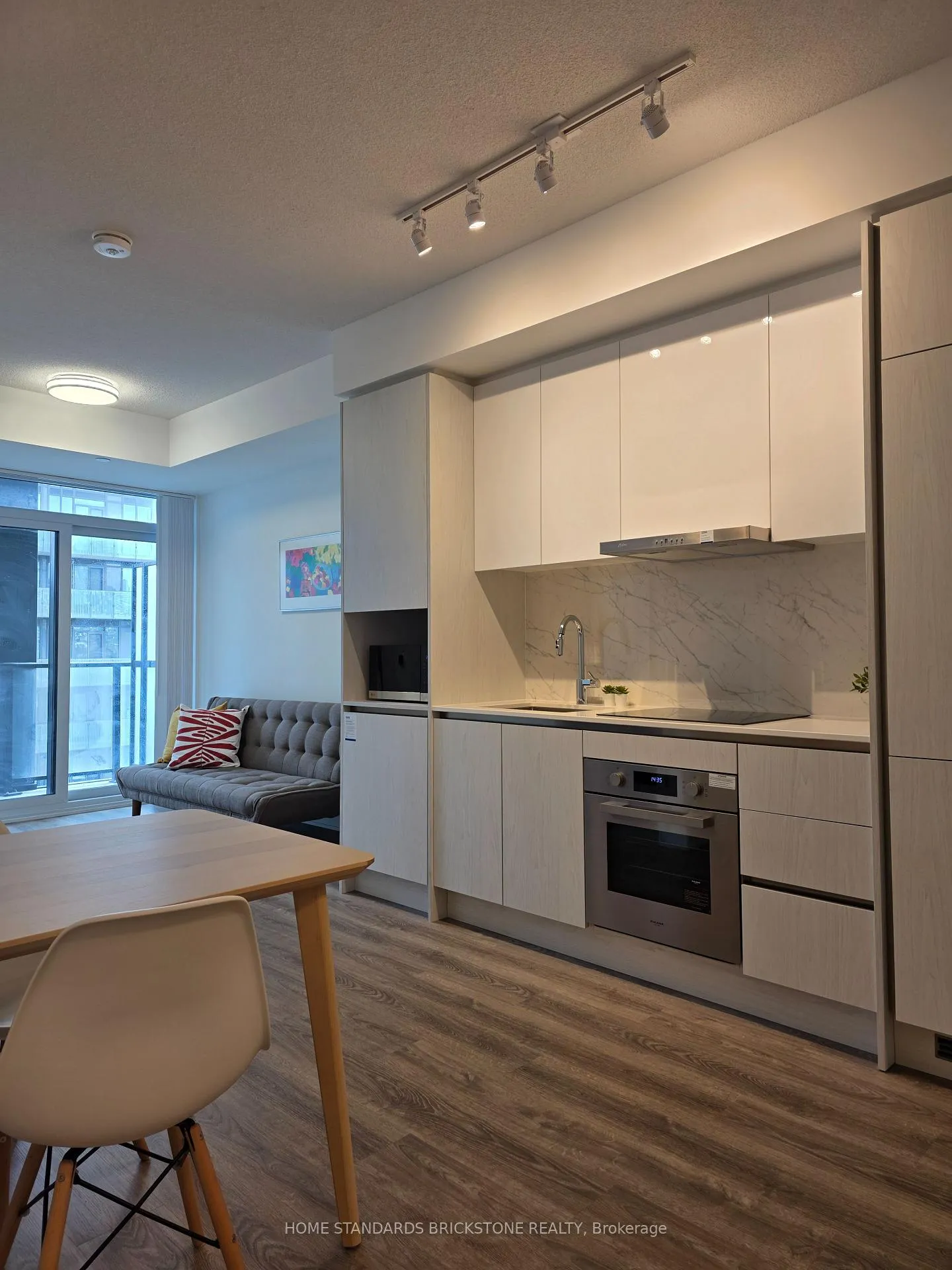 Photo 7 of Unit 2007, 180 Front Street E, Toronto, Moss Park — HOMEH