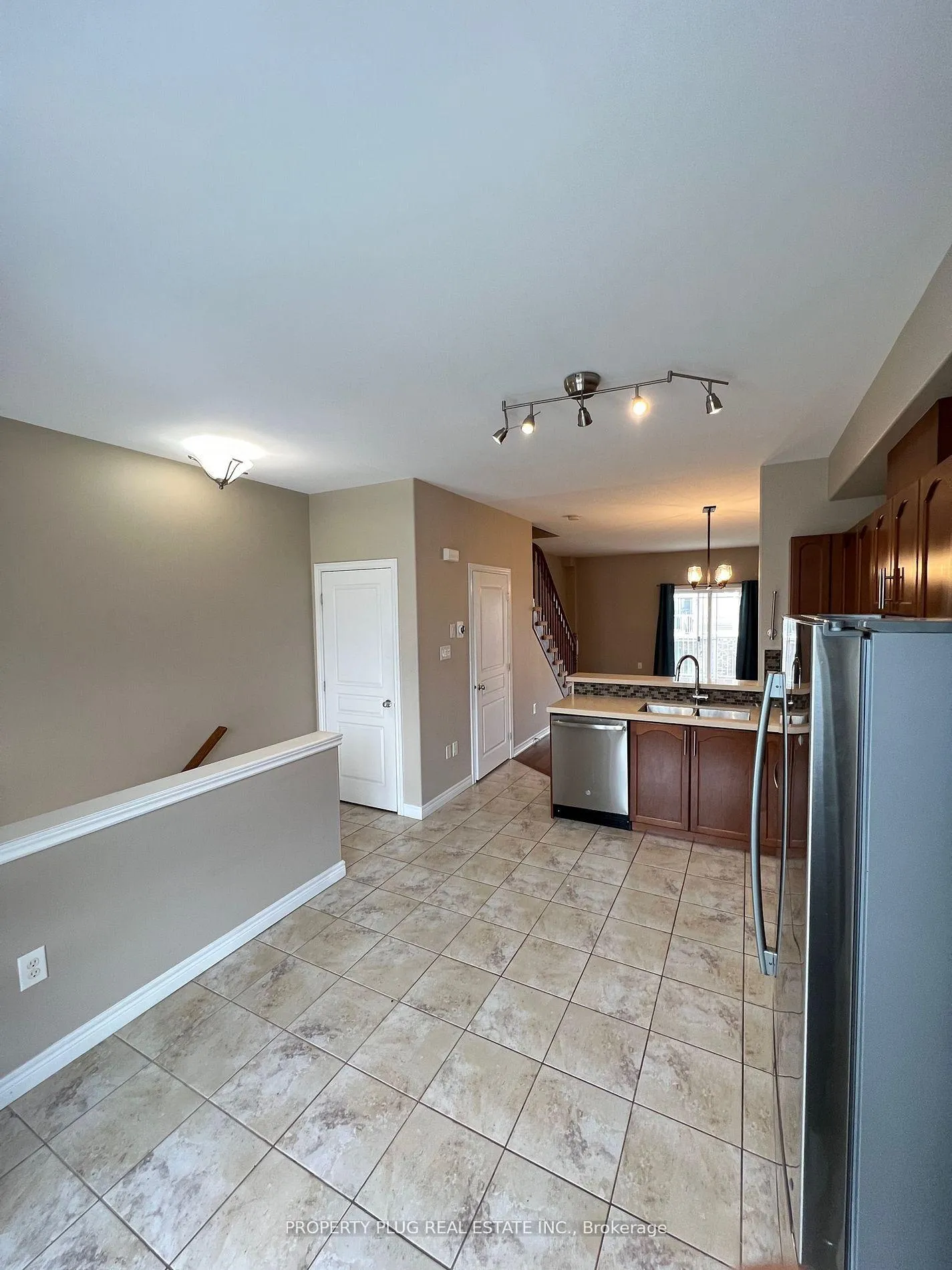 Photo 5 of Unit 45, 8 Hemlock Crescent, Grimsby, Grimsby West — HOMEH