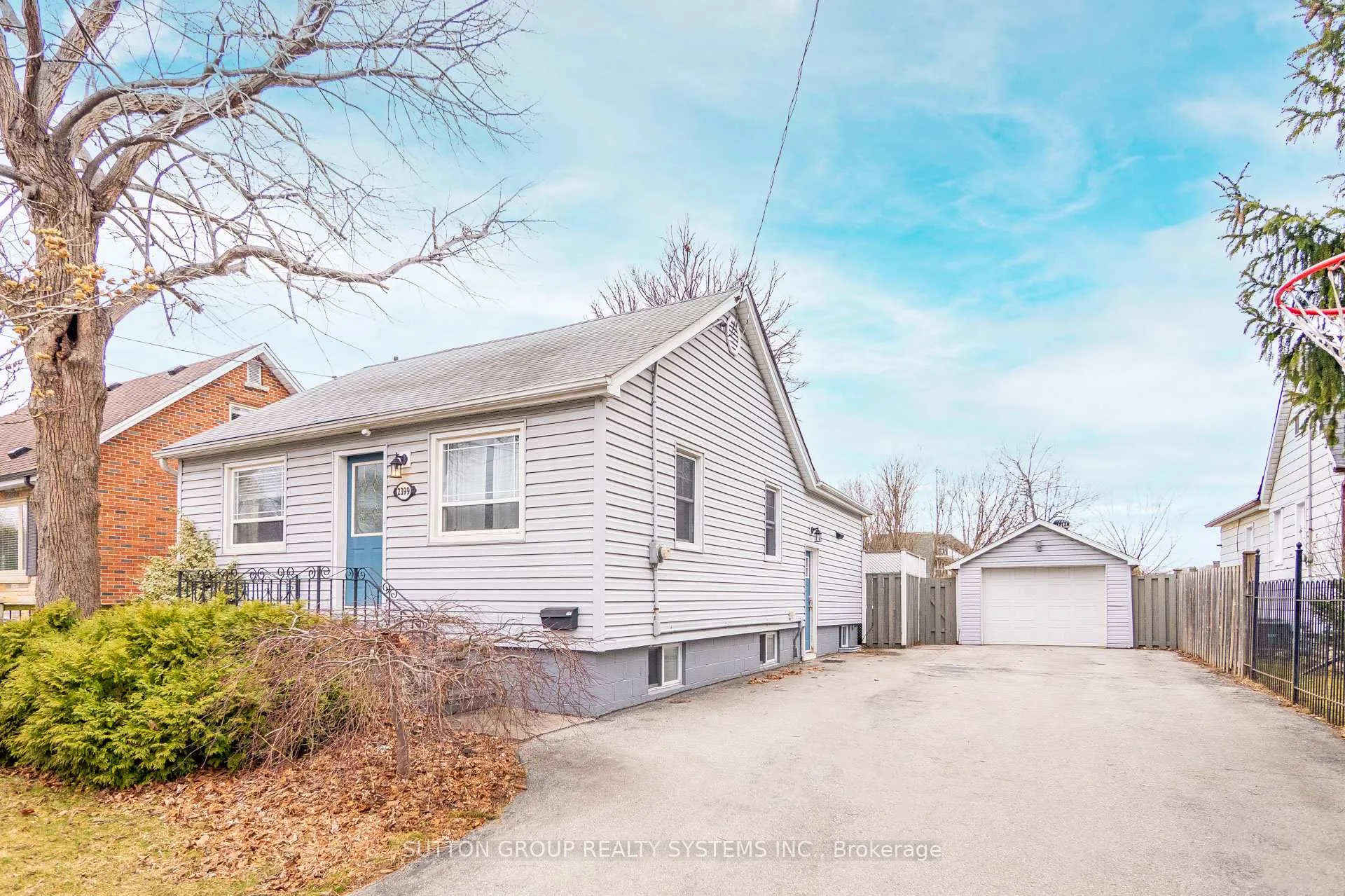 Photo 2 of 2399 Glenwood School Drive, Burlington, Freeman — HOMEH