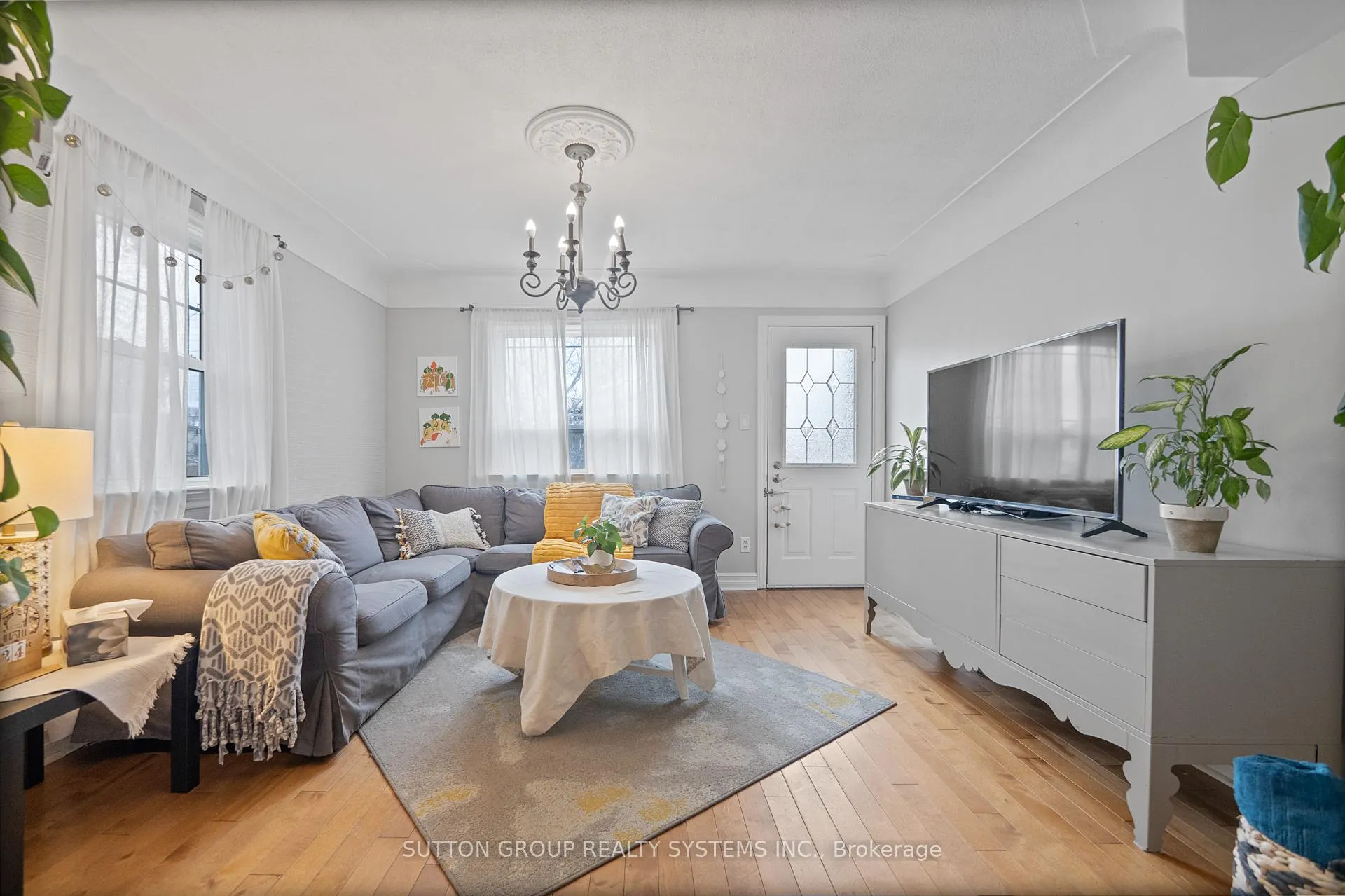 Photo 11 of 2399 Glenwood School Drive, Burlington, Freeman — HOMEH