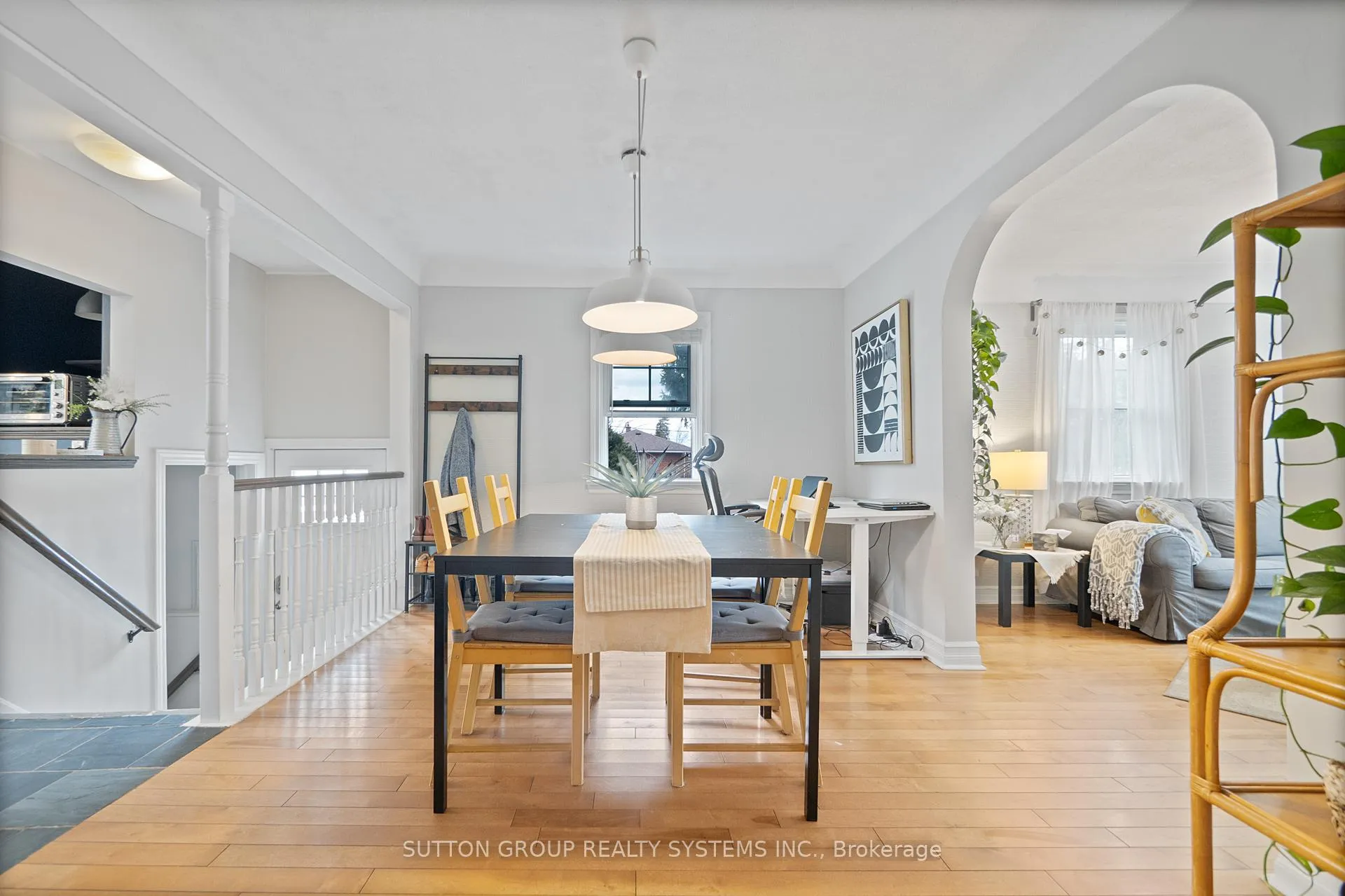 Photo 16 of 2399 Glenwood School Drive, Burlington, Freeman — HOMEH