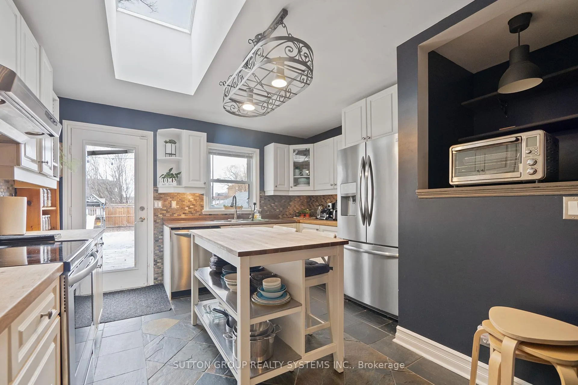 Photo 21 of 2399 Glenwood School Drive, Burlington, Freeman — HOMEH