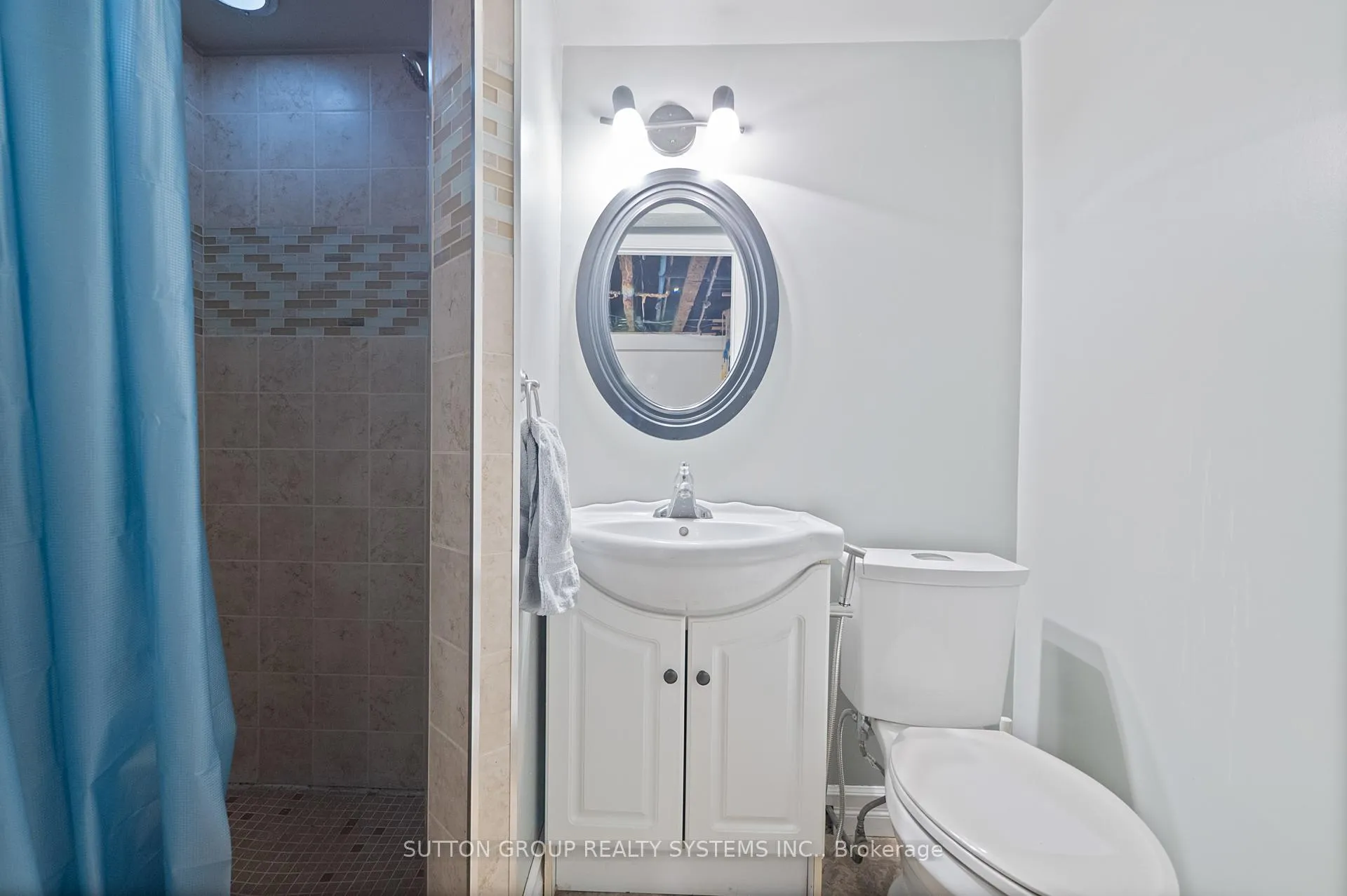 Photo 41 of 2399 Glenwood School Drive, Burlington, Freeman — HOMEH