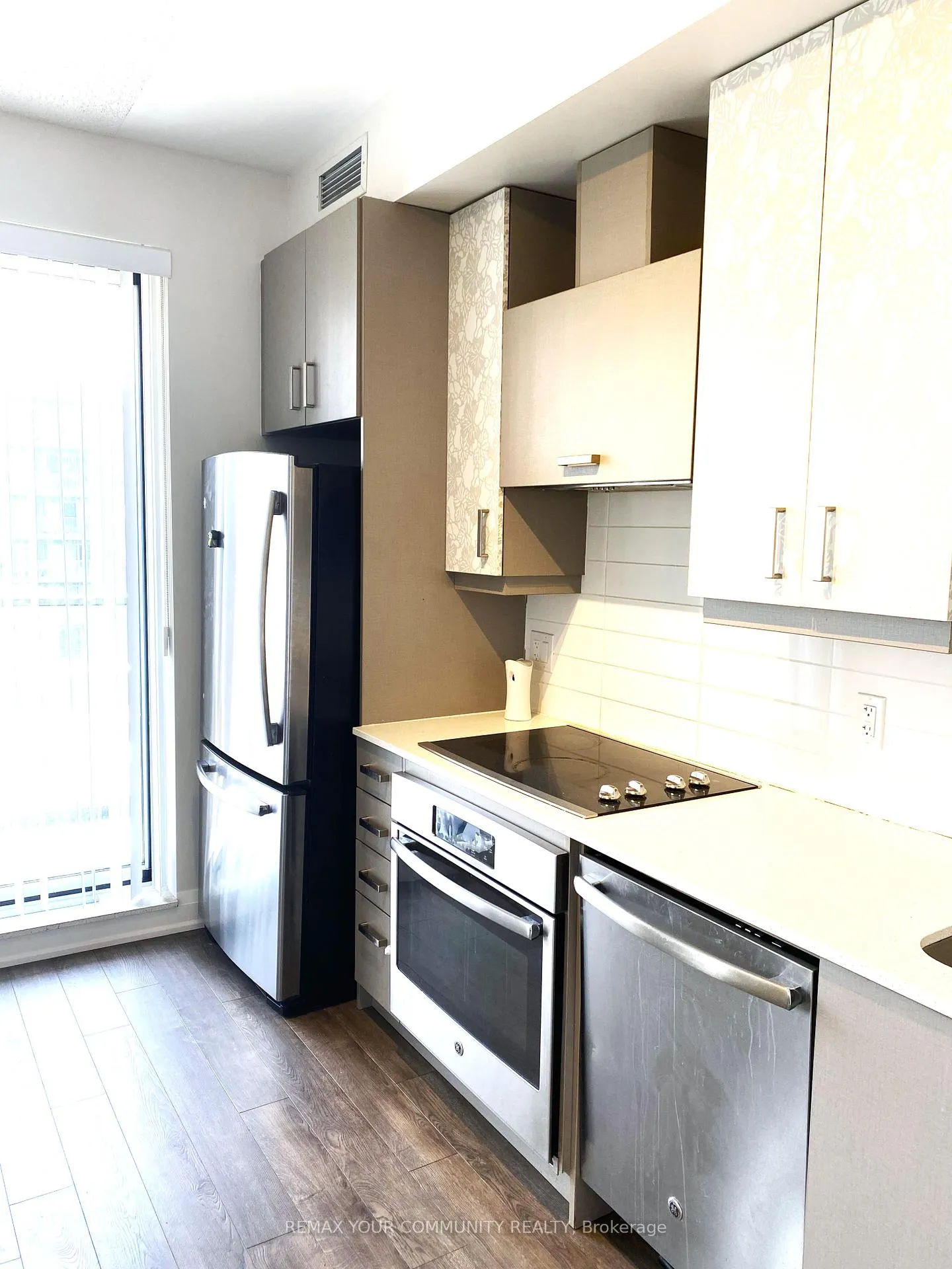 Photo 8 of Unit 625, 28 Uptown Drive, Markham, Unionville — HOMEH