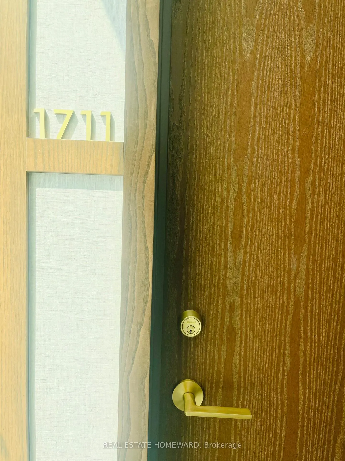 Front of Unit 1711, 1000 Portage Parkway