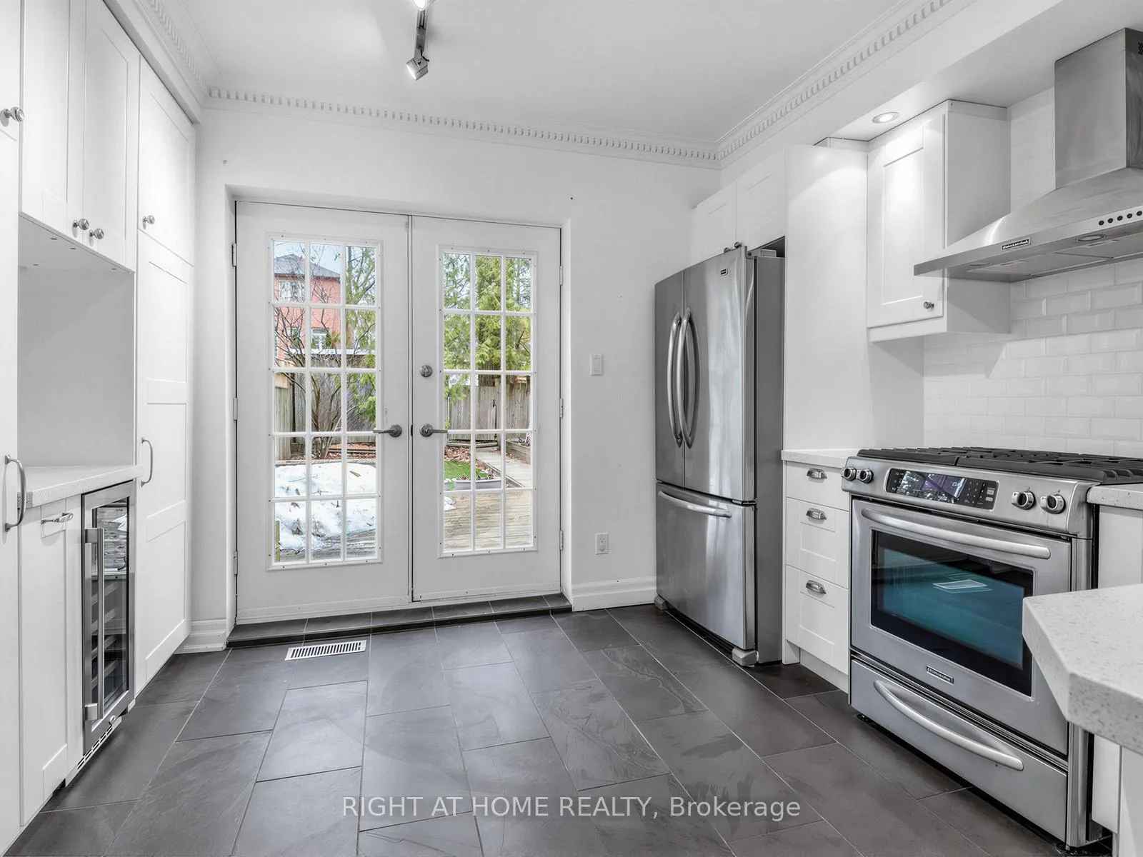 Photo 4 of 68 Glenforest Road, Toronto, Lawrence Park North — HOMEH