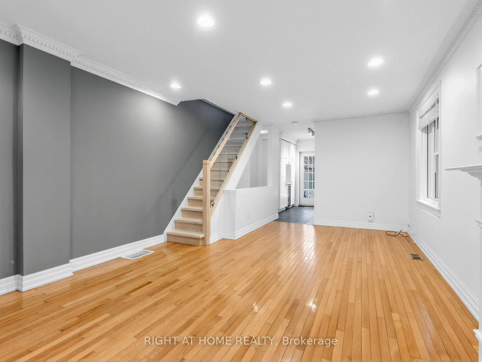 Photo 10 of 68 Glenforest Road, Toronto, Lawrence Park North — HOMEH