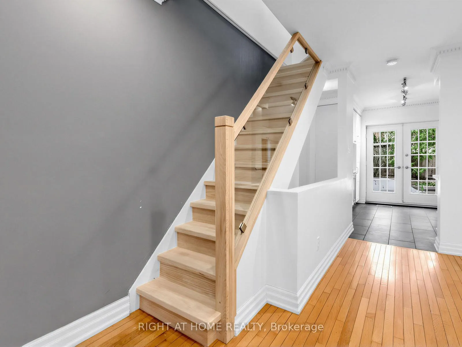Photo 13 of 68 Glenforest Road, Toronto, Lawrence Park North — HOMEH