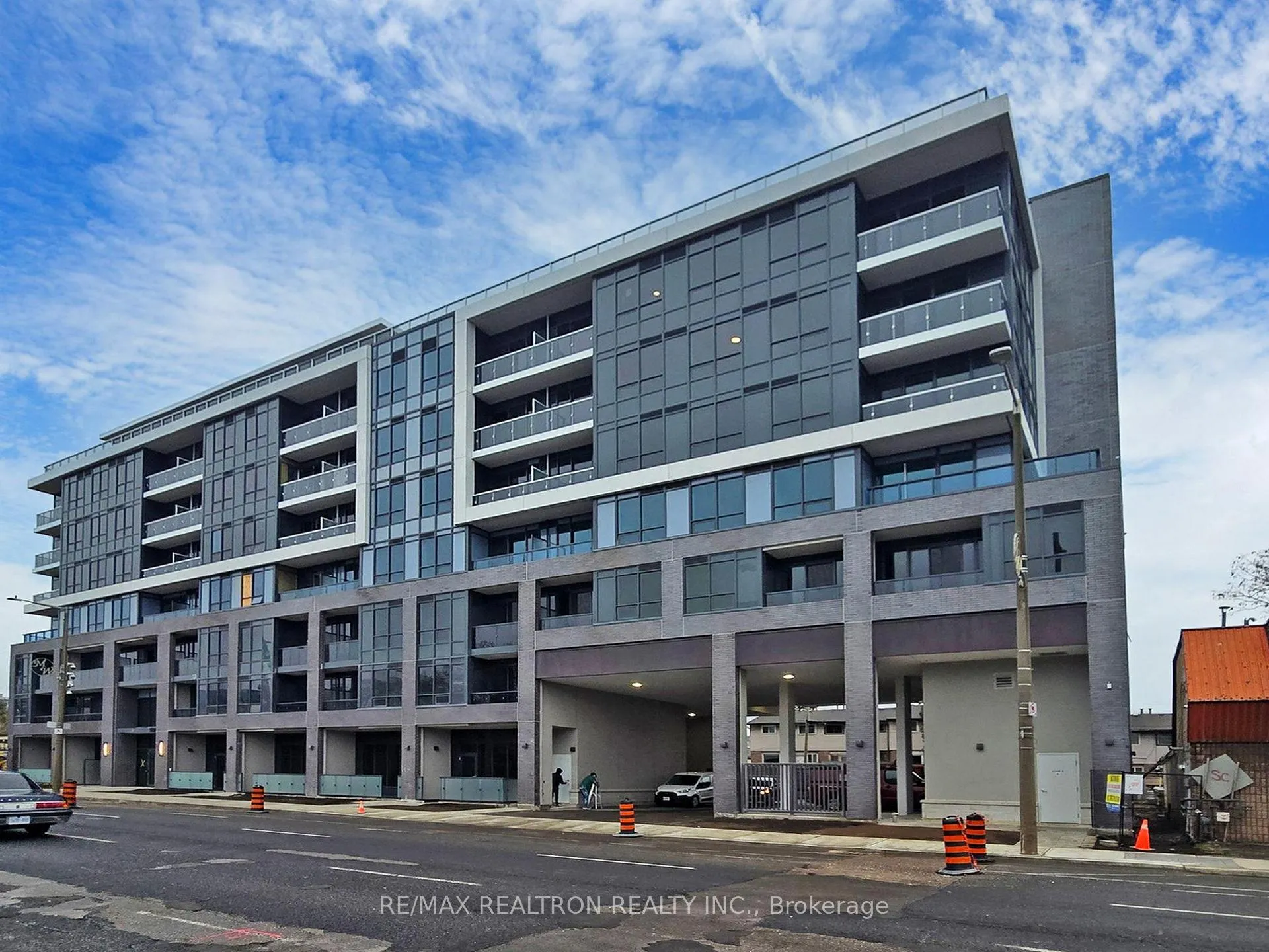 Photo 1 of Unit 512, 415 Main Street W, Hamilton, Kirkendall — HOMEH
