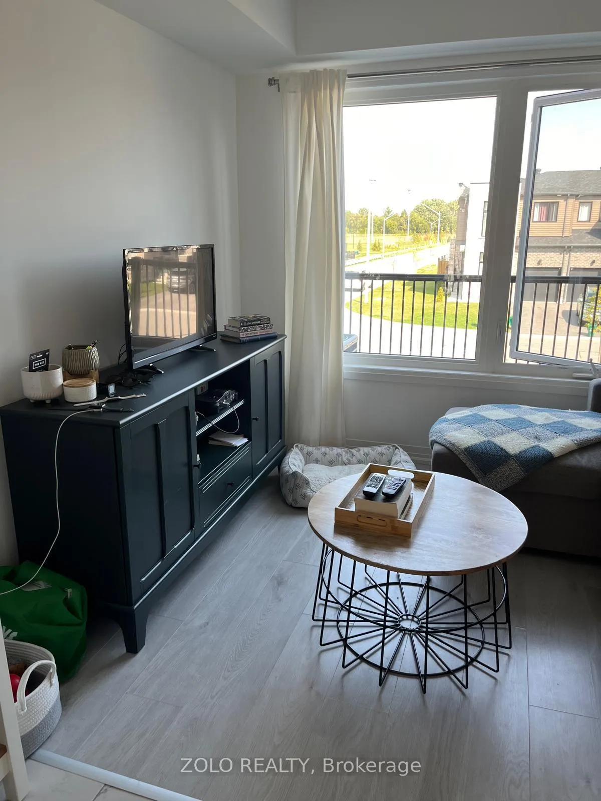 Photo 17 of 119 Fairlane Avenue, Barrie, Painswick South — HOMEH