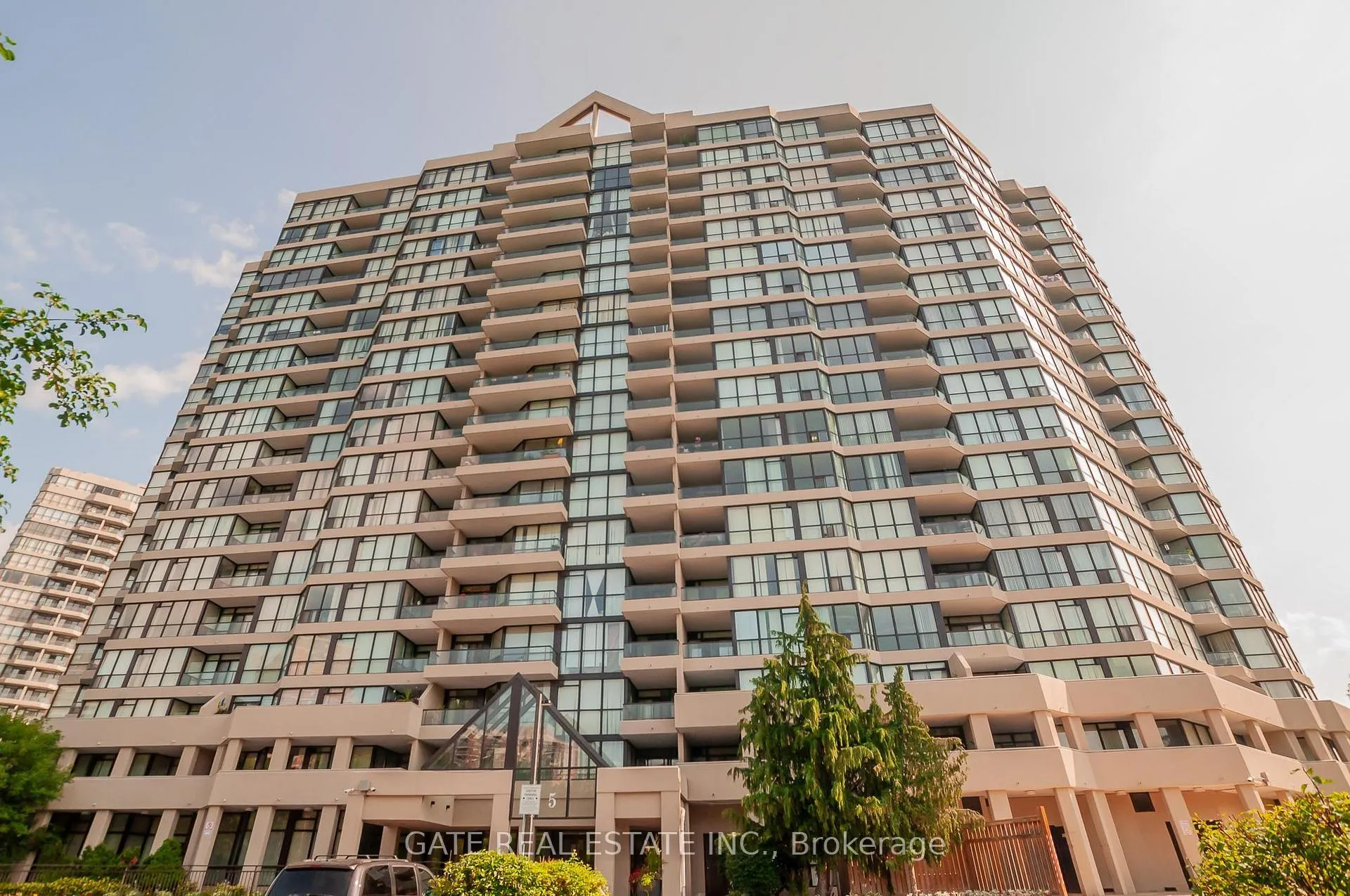 Photo 2 of Unit 1604, 5 Rowntree Road, Etobicoke, Mount Olive-Silverstone-Jamestown — HOMEH
