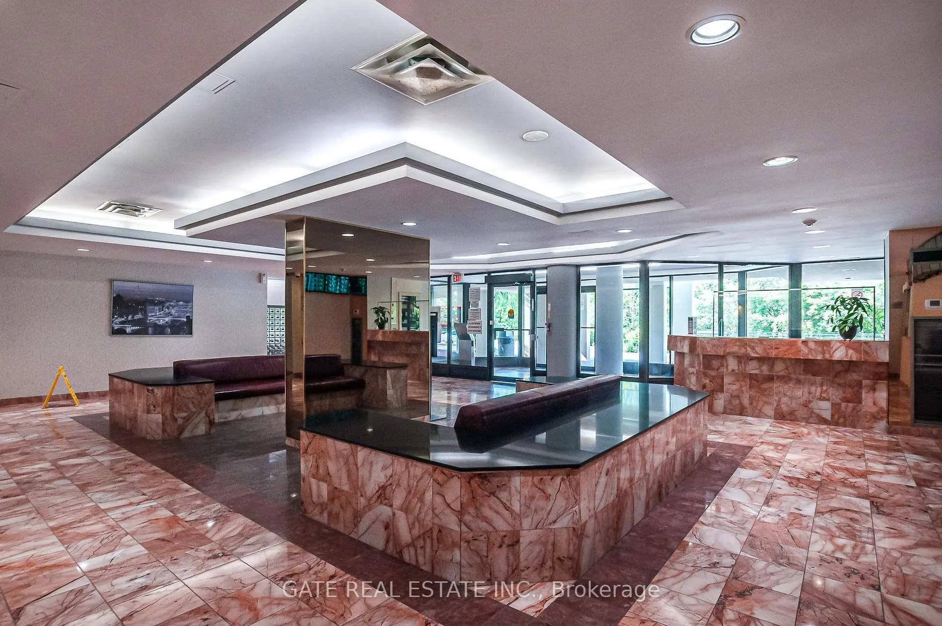 Photo 5 of Unit 1604, 5 Rowntree Road, Etobicoke, Mount Olive-Silverstone-Jamestown — HOMEH