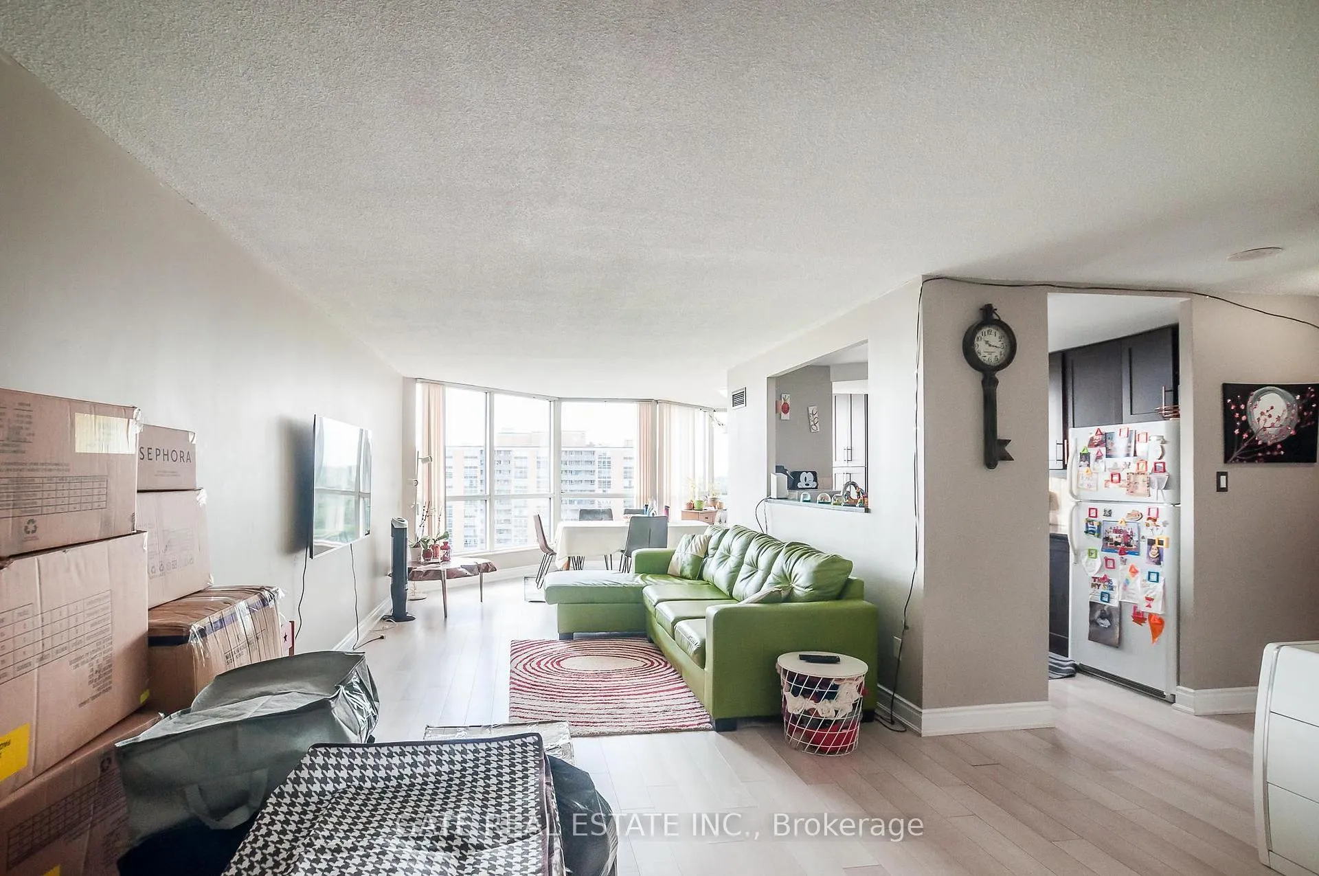 Photo 8 of Unit 1604, 5 Rowntree Road, Etobicoke, Mount Olive-Silverstone-Jamestown — HOMEH