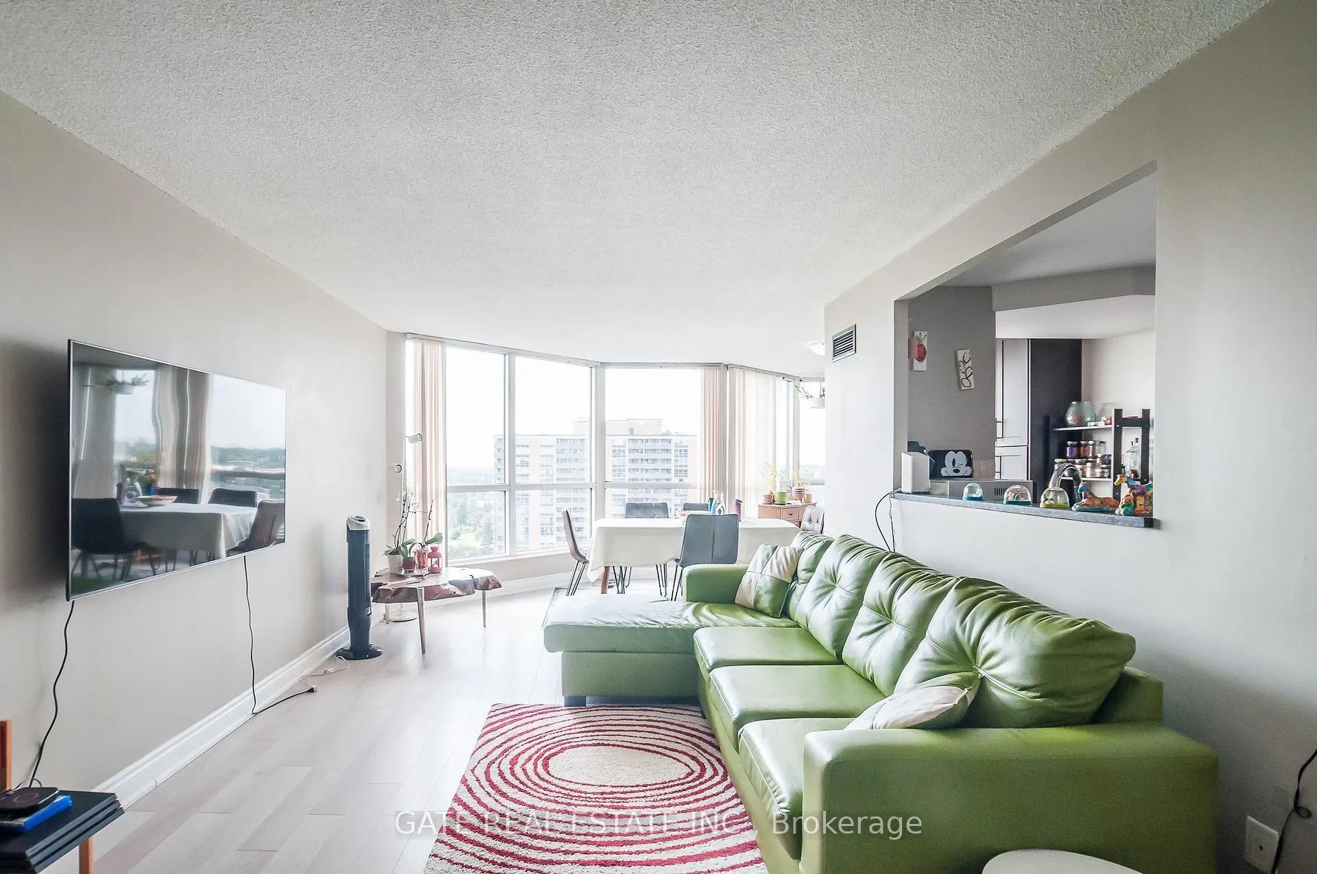 Photo 9 of Unit 1604, 5 Rowntree Road, Etobicoke, Mount Olive-Silverstone-Jamestown — HOMEH