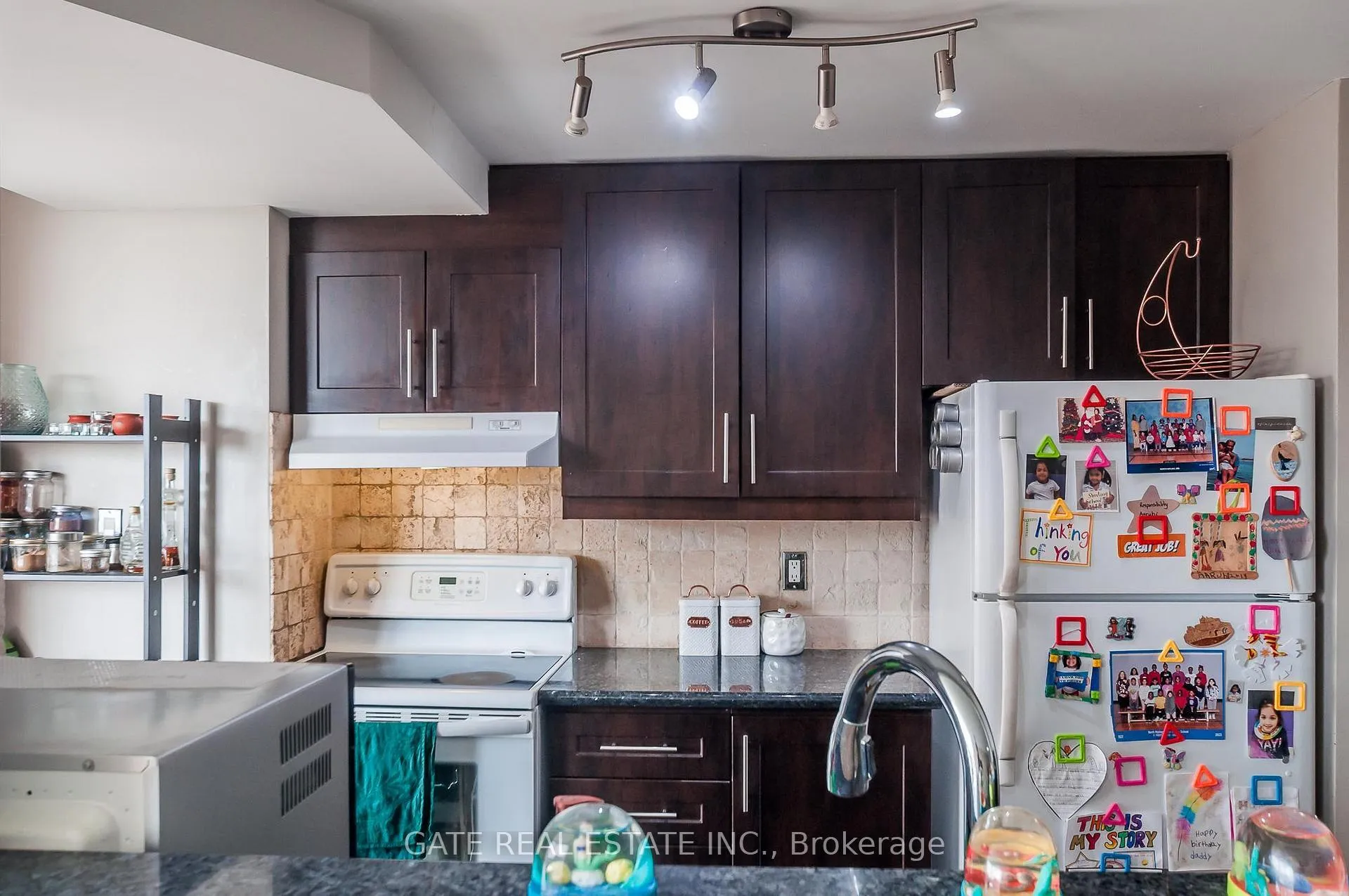 Photo 18 of Unit 1604, 5 Rowntree Road, Etobicoke, Mount Olive-Silverstone-Jamestown — HOMEH