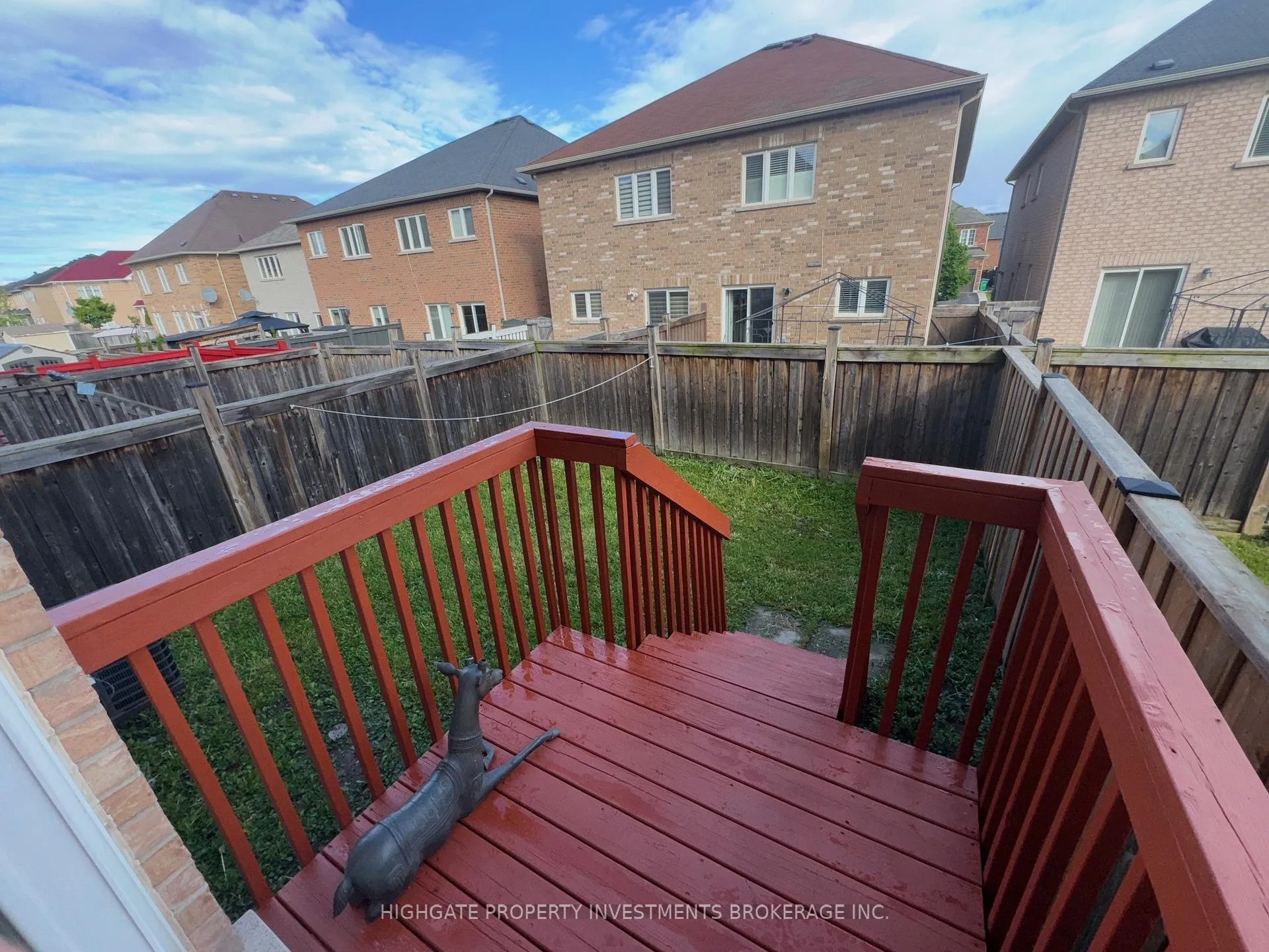 Photo 6 of 12 Frenchpark Circle, Brampton, Credit Valley — HOMEH