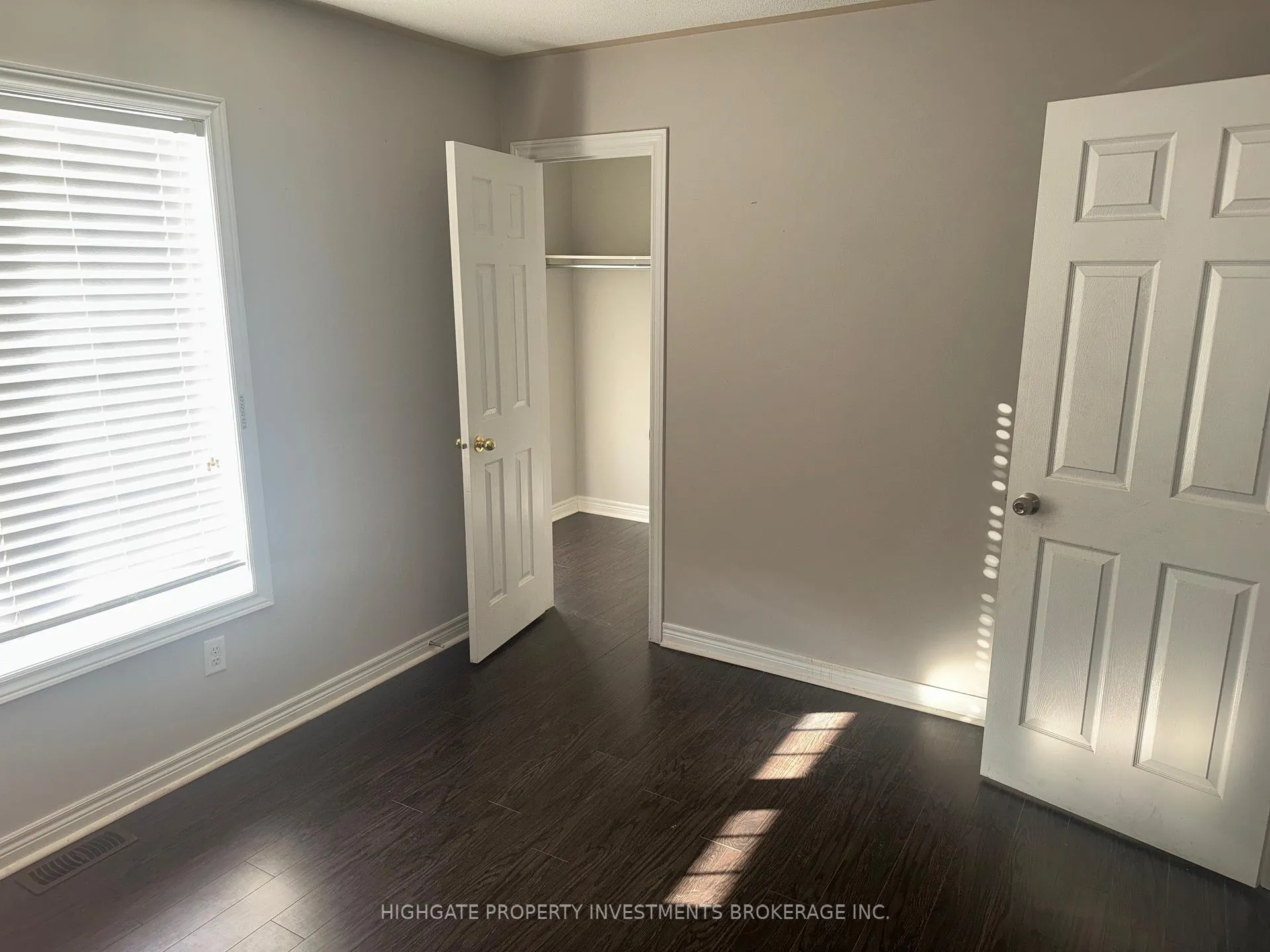 Photo 9 of 12 Frenchpark Circle, Brampton, Credit Valley — HOMEH