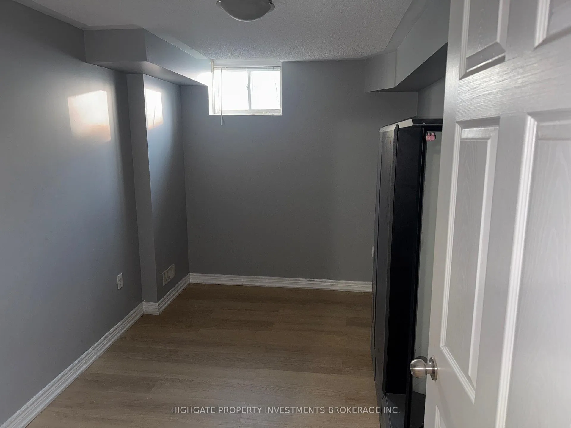 Photo 15 of 12 Frenchpark Circle, Brampton, Credit Valley — HOMEH