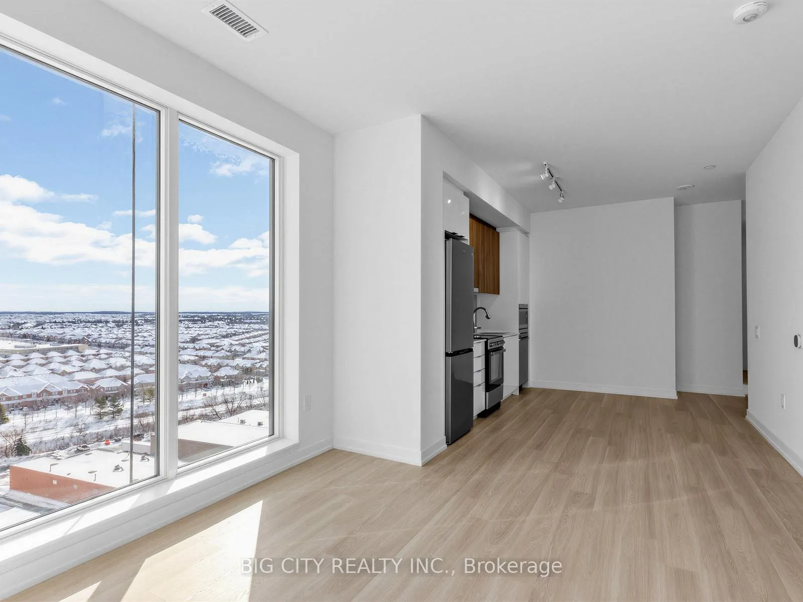 Photo 5 of Unit 1803, 9751 Markham Road, Markham, Greensborough — HOMEH
