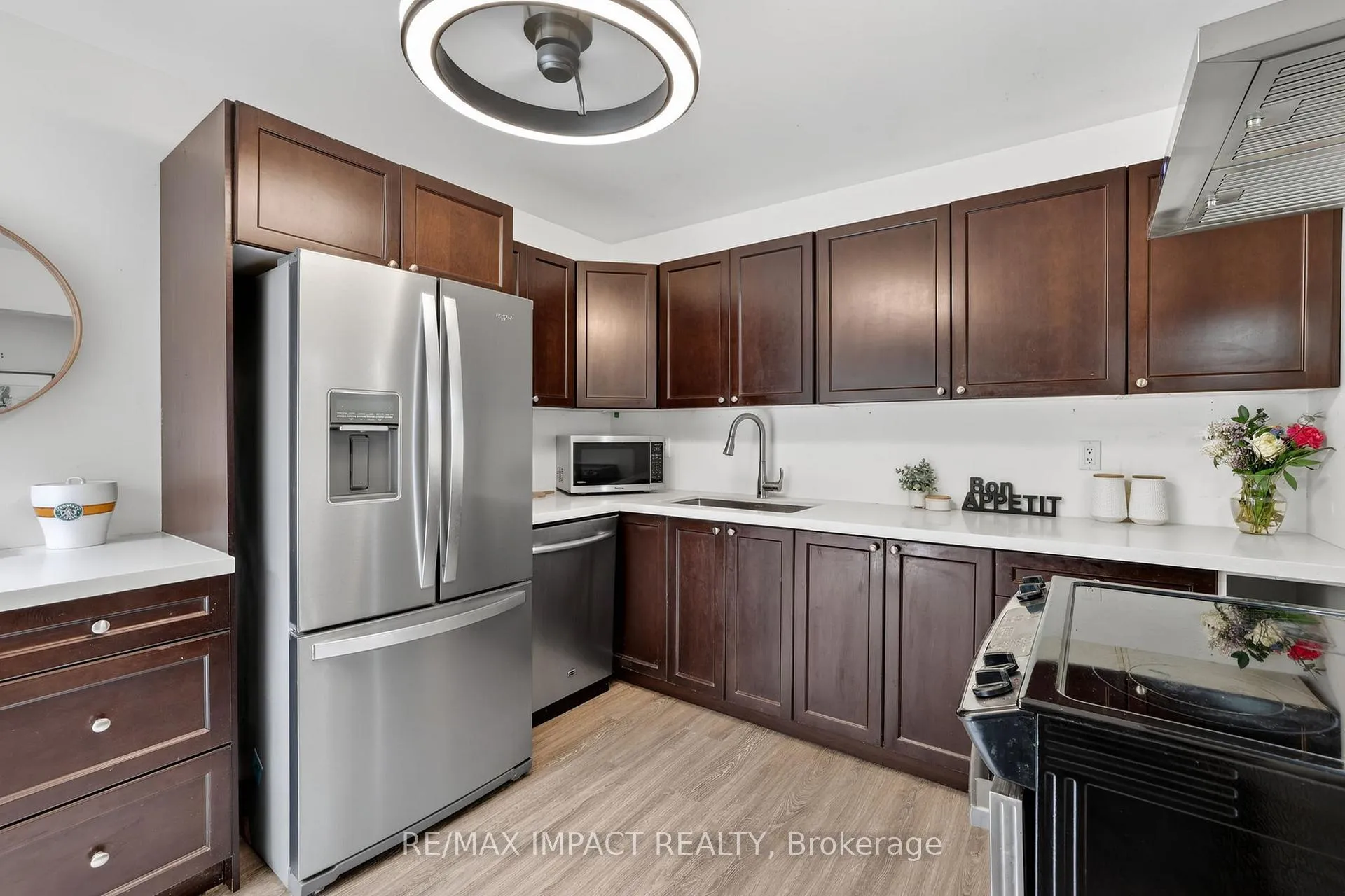 Photo 19 of Unit 24, 1133 Ritson Road N, Oshawa, Centennial — HOMEH