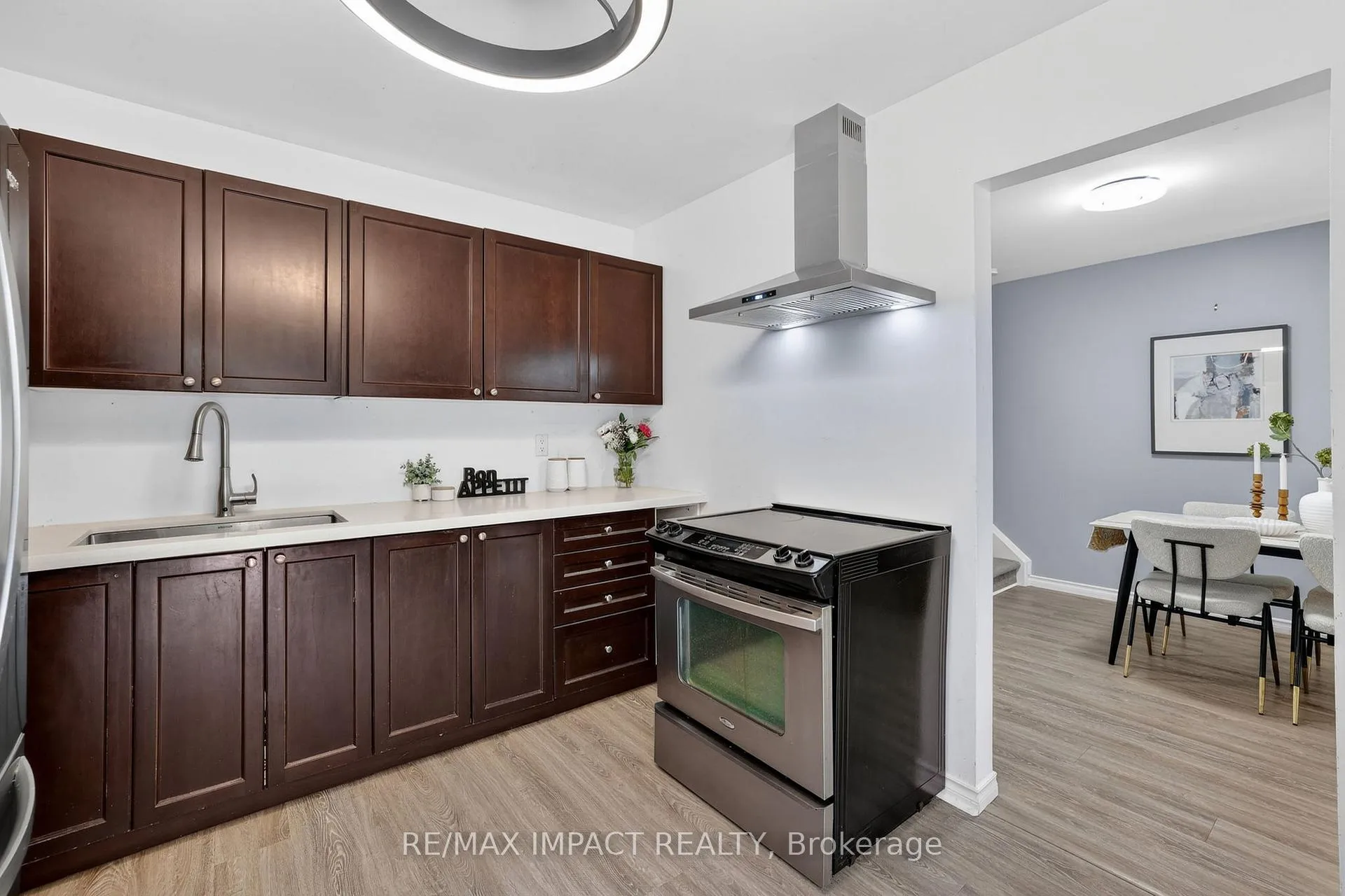 Photo 21 of Unit 24, 1133 Ritson Road N, Oshawa, Centennial — HOMEH