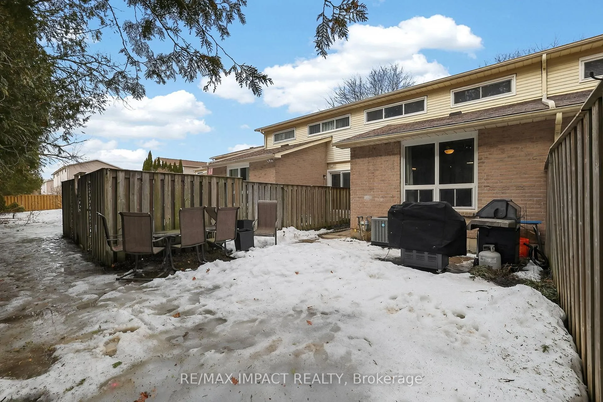 Photo 48 of Unit 24, 1133 Ritson Road N, Oshawa, Centennial — HOMEH