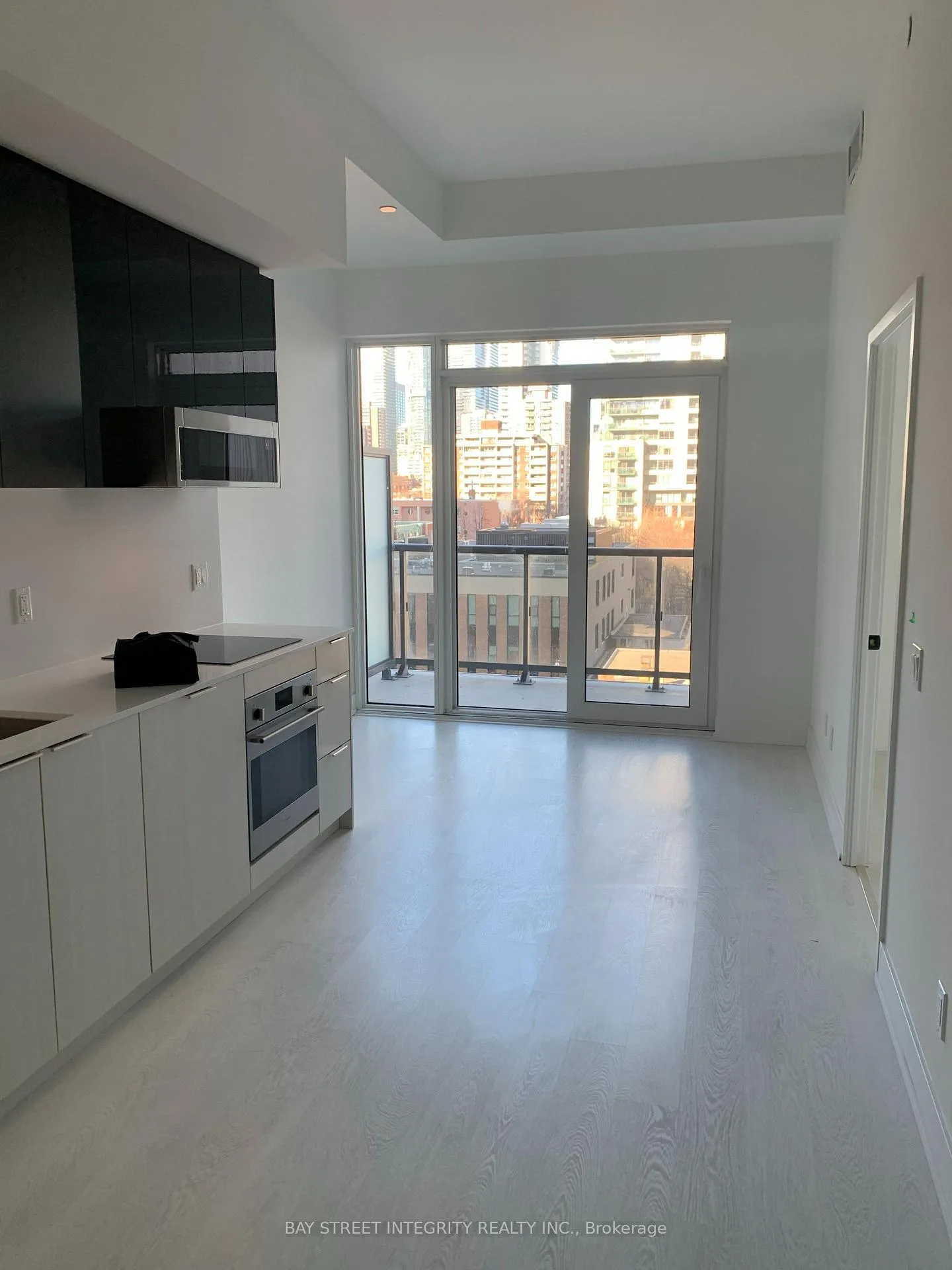 Photo 6 of Unit 707, 308 Jarvis Street, Toronto, Church-Yonge Corridor — HOMEH