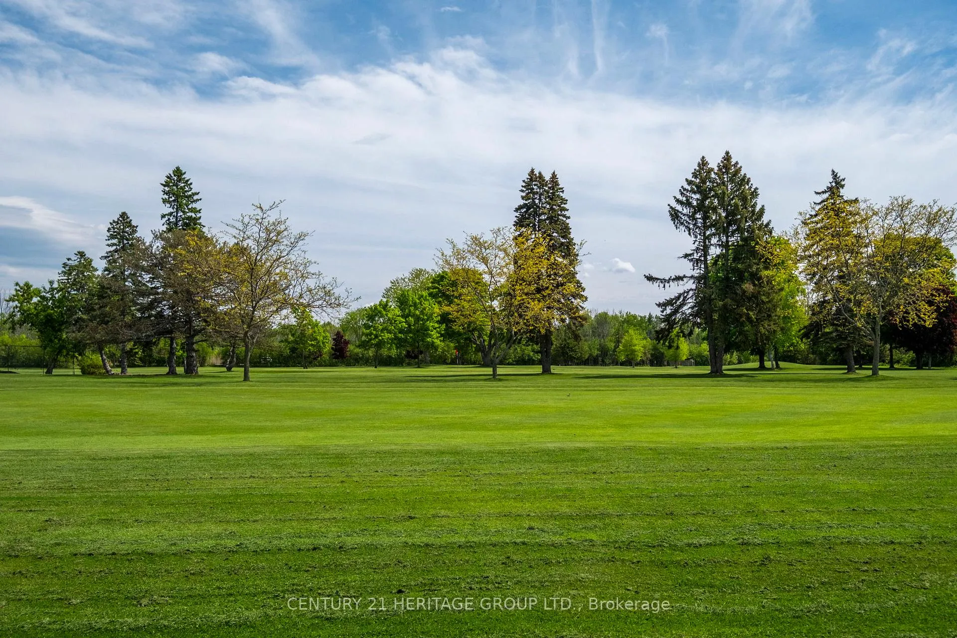 Photo 40 of 911 Lake Drive N, Georgina, Historic Lakeshore Communities — HOMEH