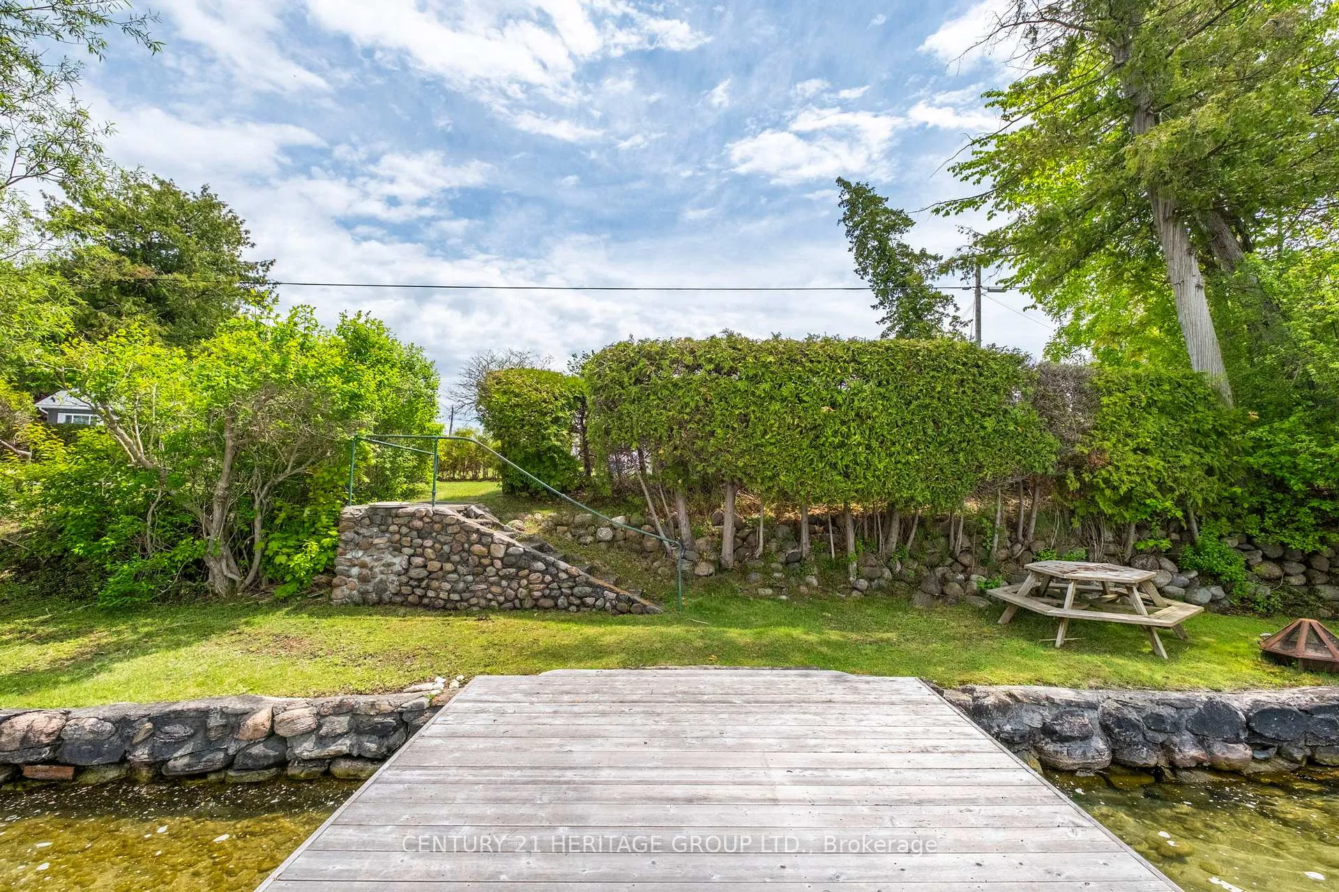 Photo 47 of 911 Lake Drive N, Georgina, Historic Lakeshore Communities — HOMEH