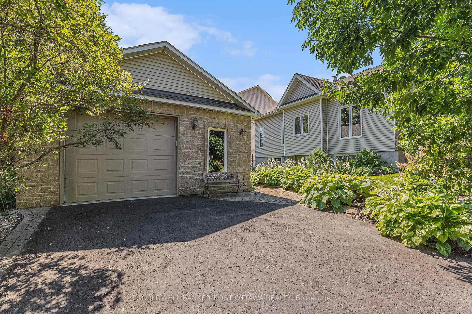 Photo 31 of 475 Moffatt Street, Carleton Place — HOMEH