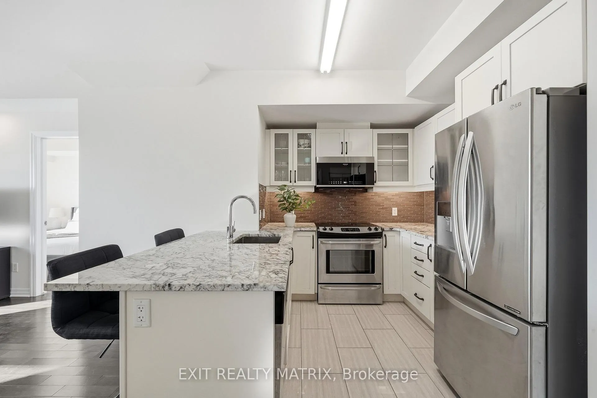 Photo 6 of Unit PH2-2803, 195 Besserer Street, Ottawa, Sandy Hill — HOMEH