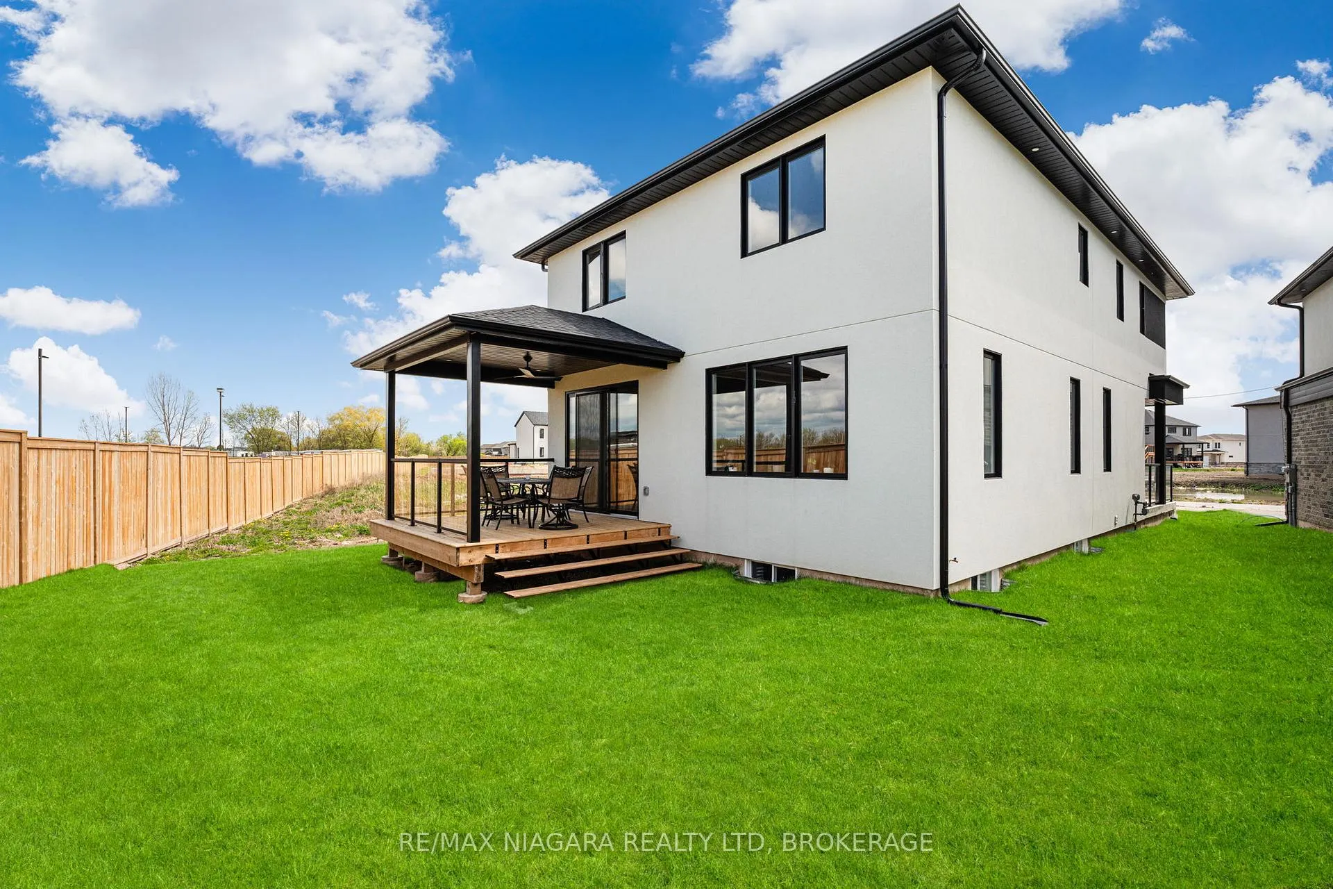 Photo 43 of 6176 Curlin Crescent, Niagara Falls, Forestview — HOMEH
