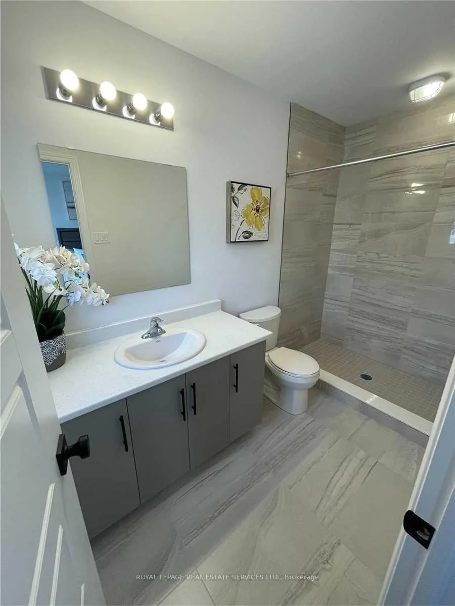 Photo 9 of 60 Dewberry Drive, Kitchener — HOMEH