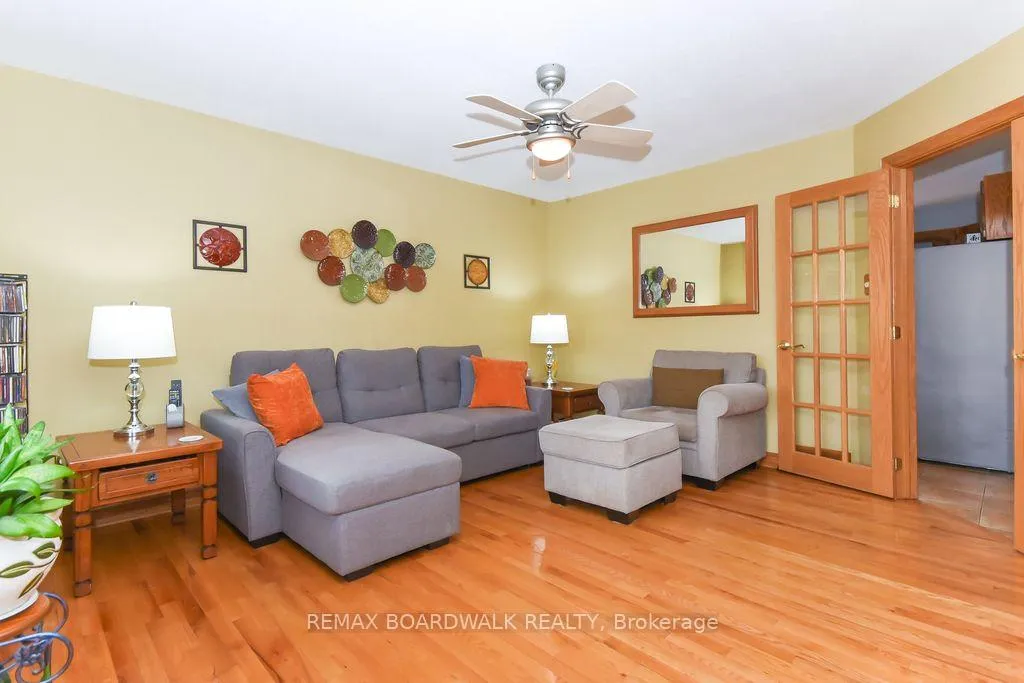 Photo 7 of 1408 Marchand Street S, Ottawa, Cyrville Rd./Industrial Park — HOMEH