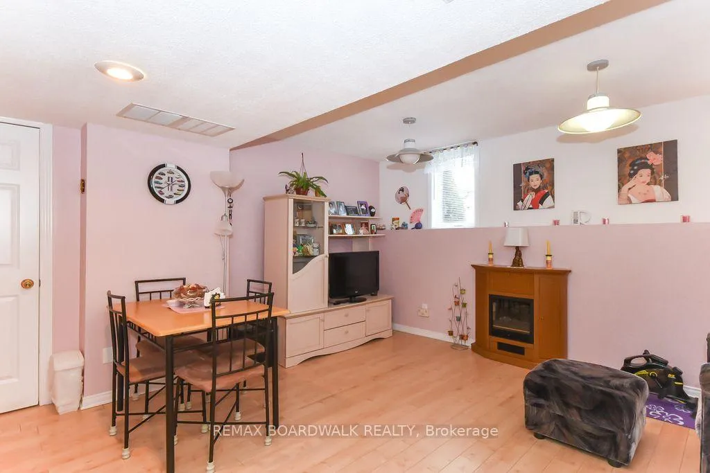 Photo 25 of 1408 Marchand Street S, Ottawa, Cyrville Rd./Industrial Park — HOMEH