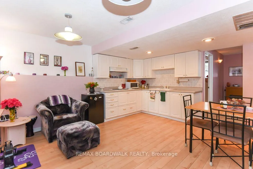 Photo 26 of 1408 Marchand Street S, Ottawa, Cyrville Rd./Industrial Park — HOMEH