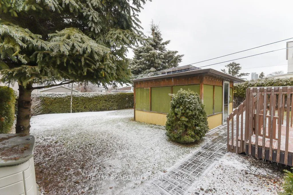 Photo 38 of 1408 Marchand Street S, Ottawa, Cyrville Rd./Industrial Park — HOMEH