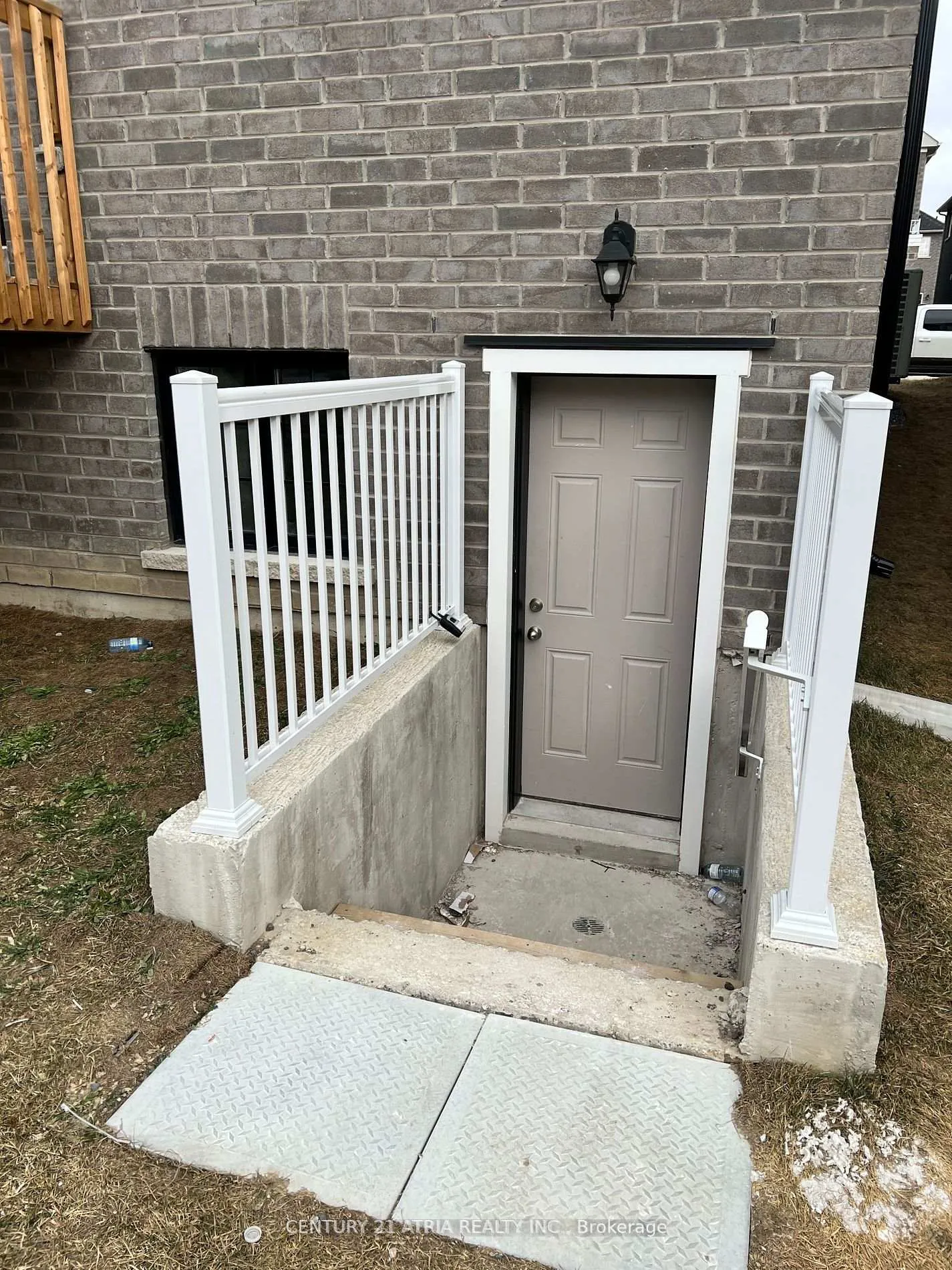 Photo 2 of Unit Bsmt, 43 Creedon Crescent, Ajax, Northwest Ajax — HOMEH