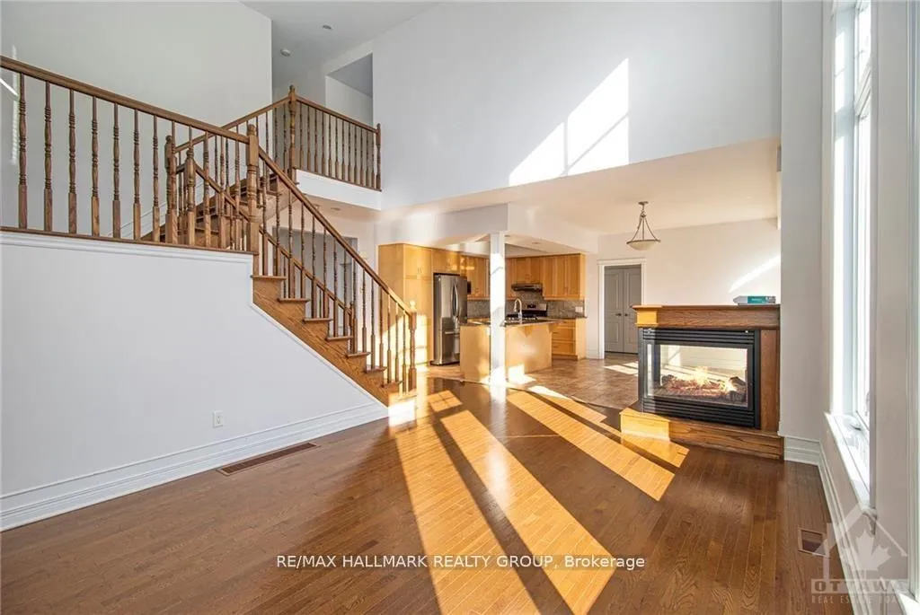 Photo 5 of 123 Solera Circle, Ottawa, Hunt Club Park/Greenboro — HOMEH
