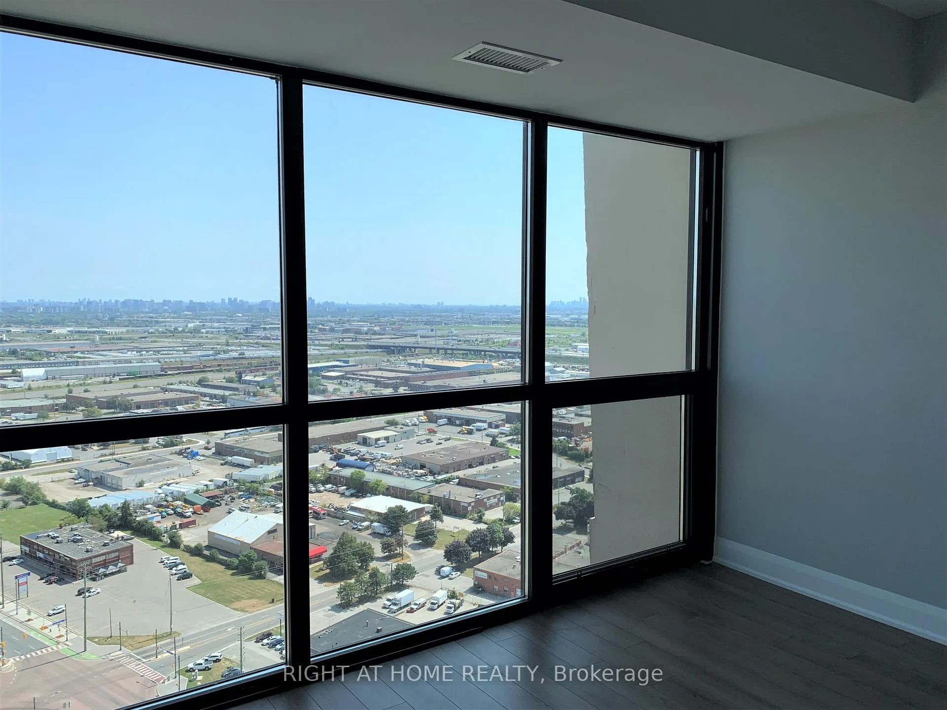 Photo 18 of Unit 3001, 2900 Highway 7 Road, Vaughan, Concord — HOMEH