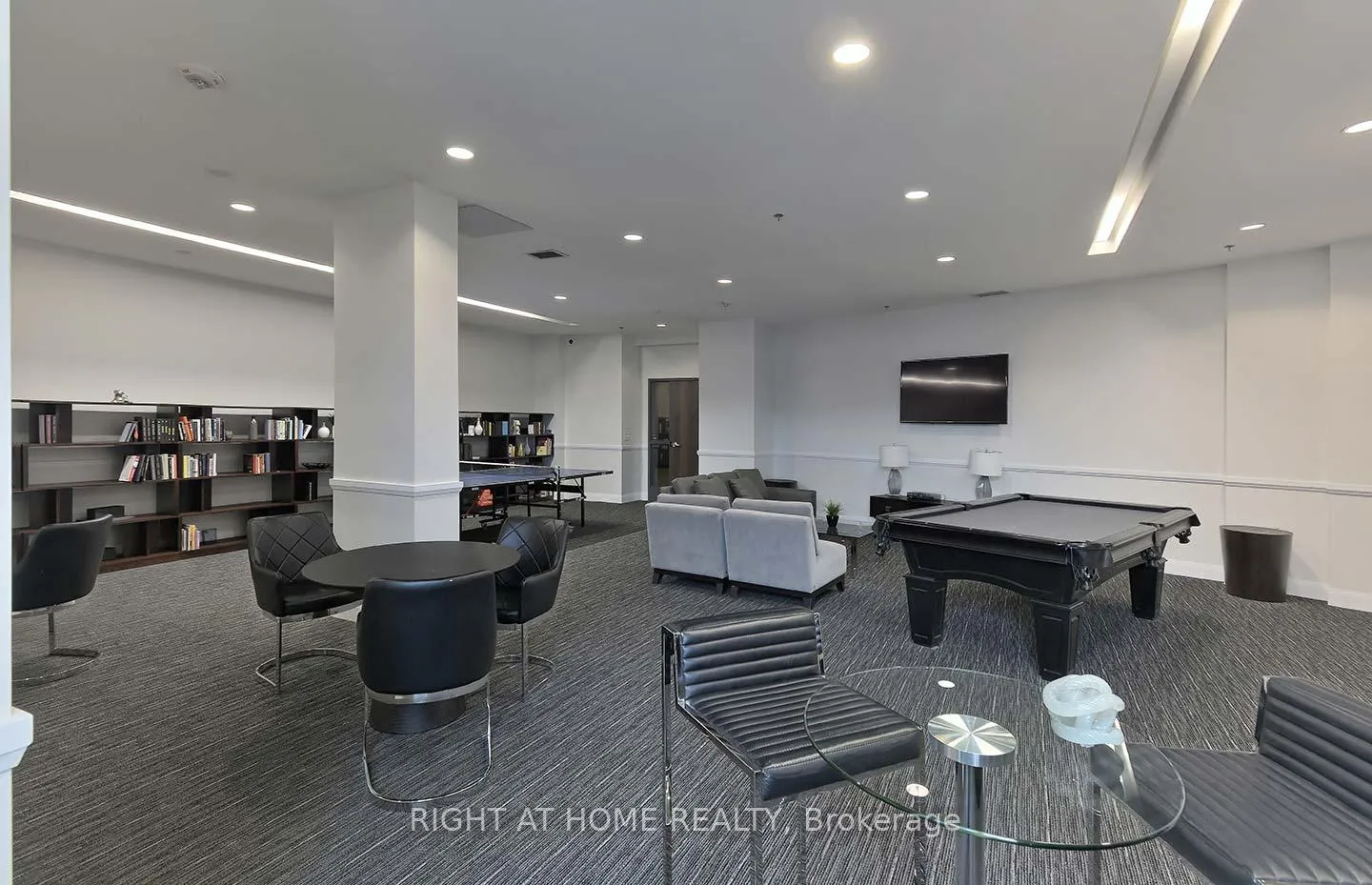 Photo 23 of Unit 3001, 2900 Highway 7 Road, Vaughan, Concord — HOMEH