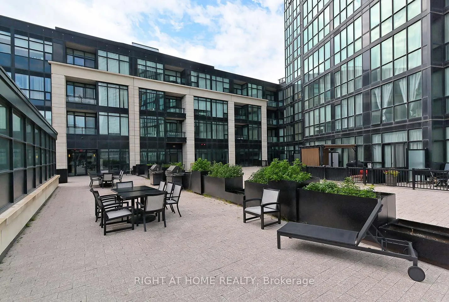 Photo 27 of Unit 3001, 2900 Highway 7 Road, Vaughan, Concord — HOMEH