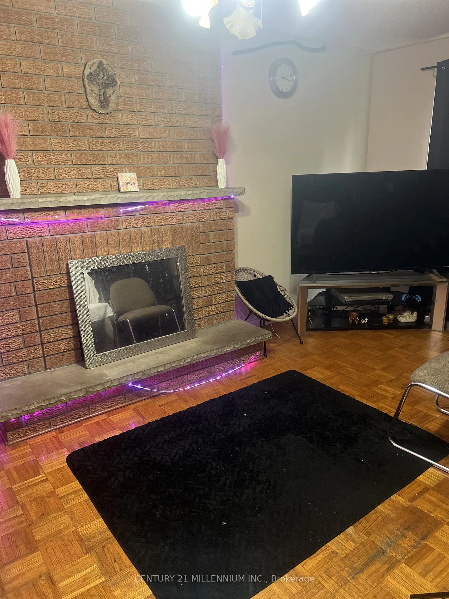 Photo 3 of 175 Vodden Street W, Brampton, Brampton West — HOMEH