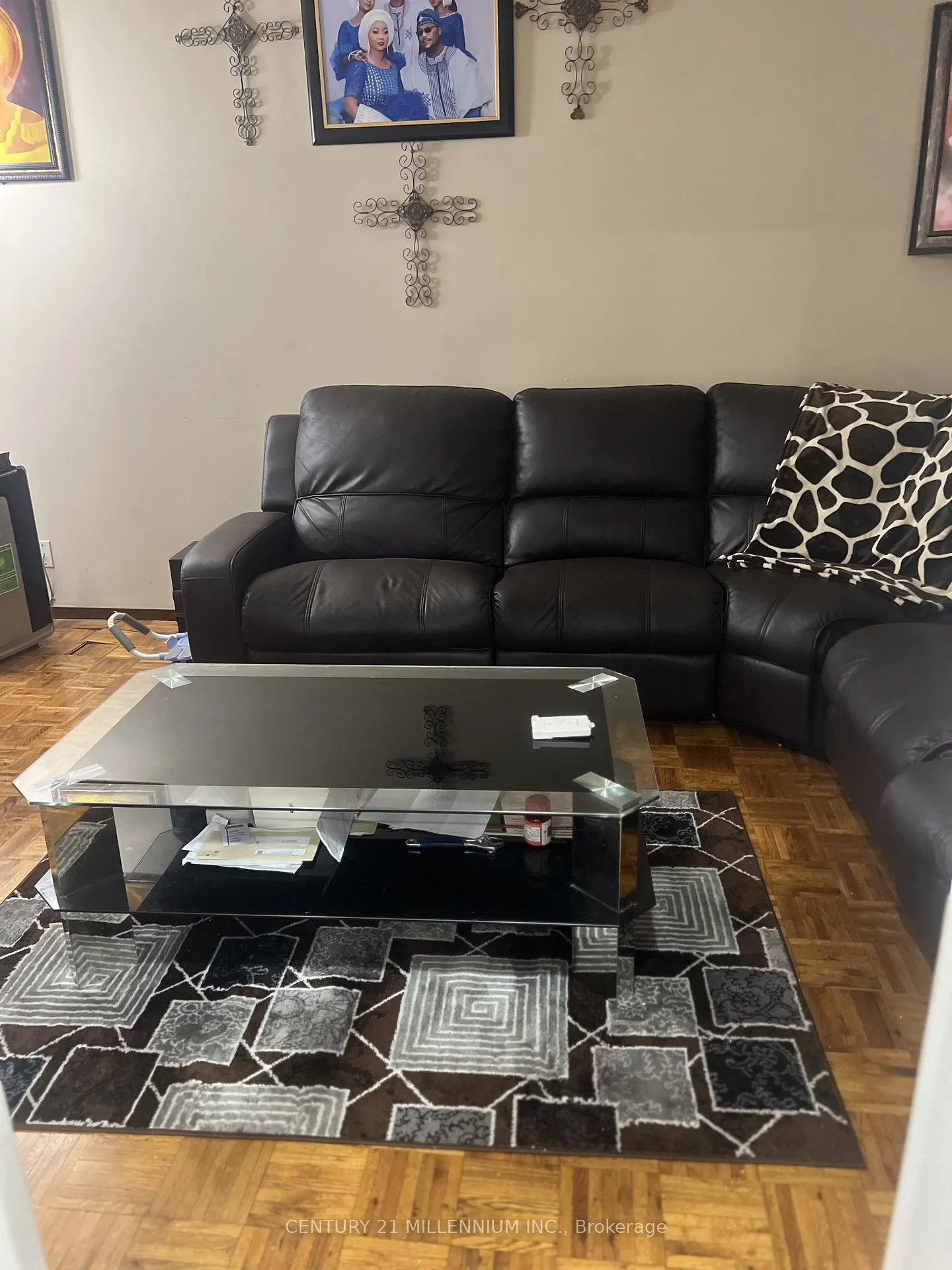 Photo 5 of 175 Vodden Street W, Brampton, Brampton West — HOMEH